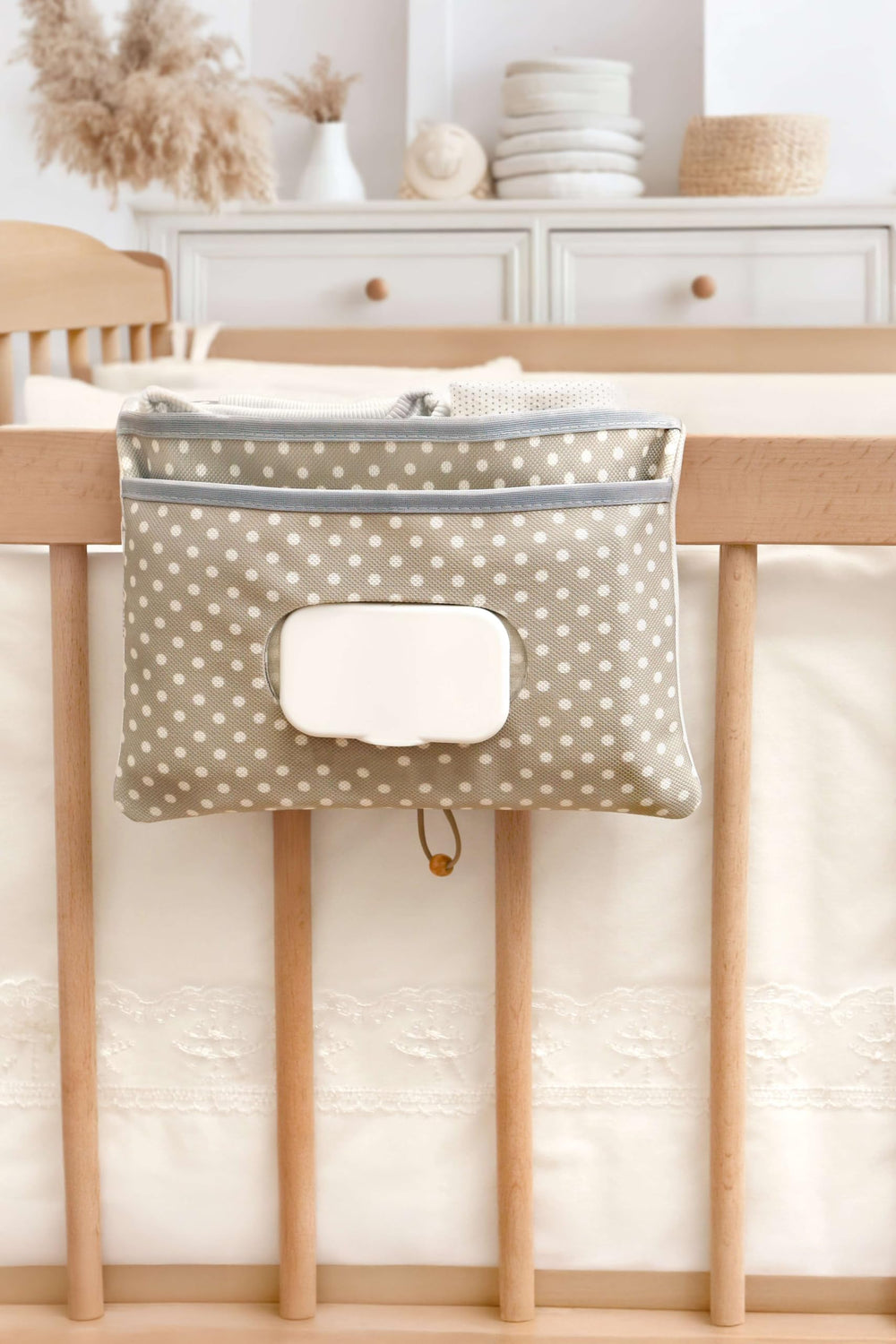 HAMUR HOME leaves-color option adds fashion-forward flair while keeping baby essentials neatly organized.