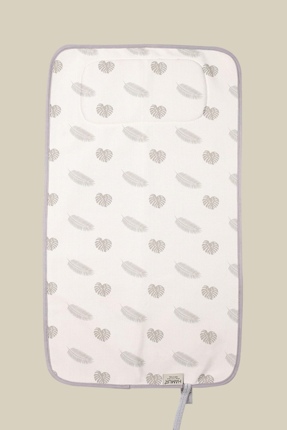 Hamur Home cushioned foam base cushions each diaper change for comfort.
