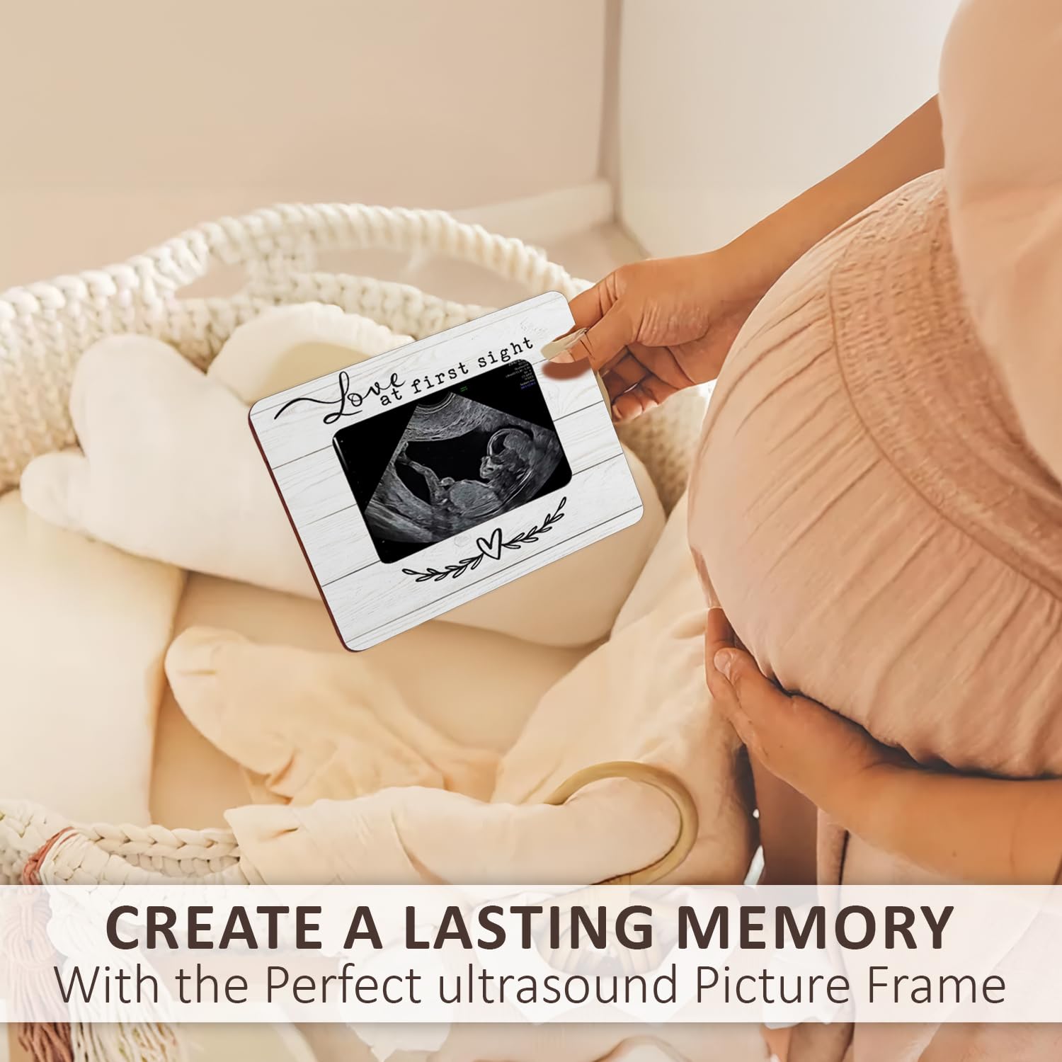 Hangwoous grandparents gift frame makes a thoughtful family keepsake.