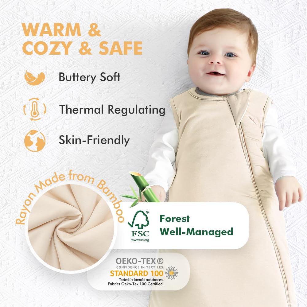 HAPIU sleep sack 2-way zipper detail for easy diaper changes.