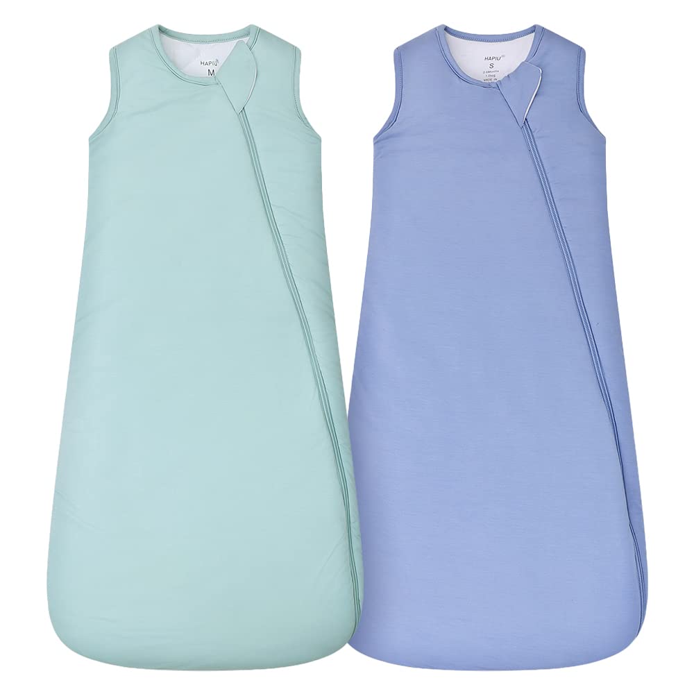 HAPIU sleep sack worn by a baby with a 2-way zipper for easy diaper changes