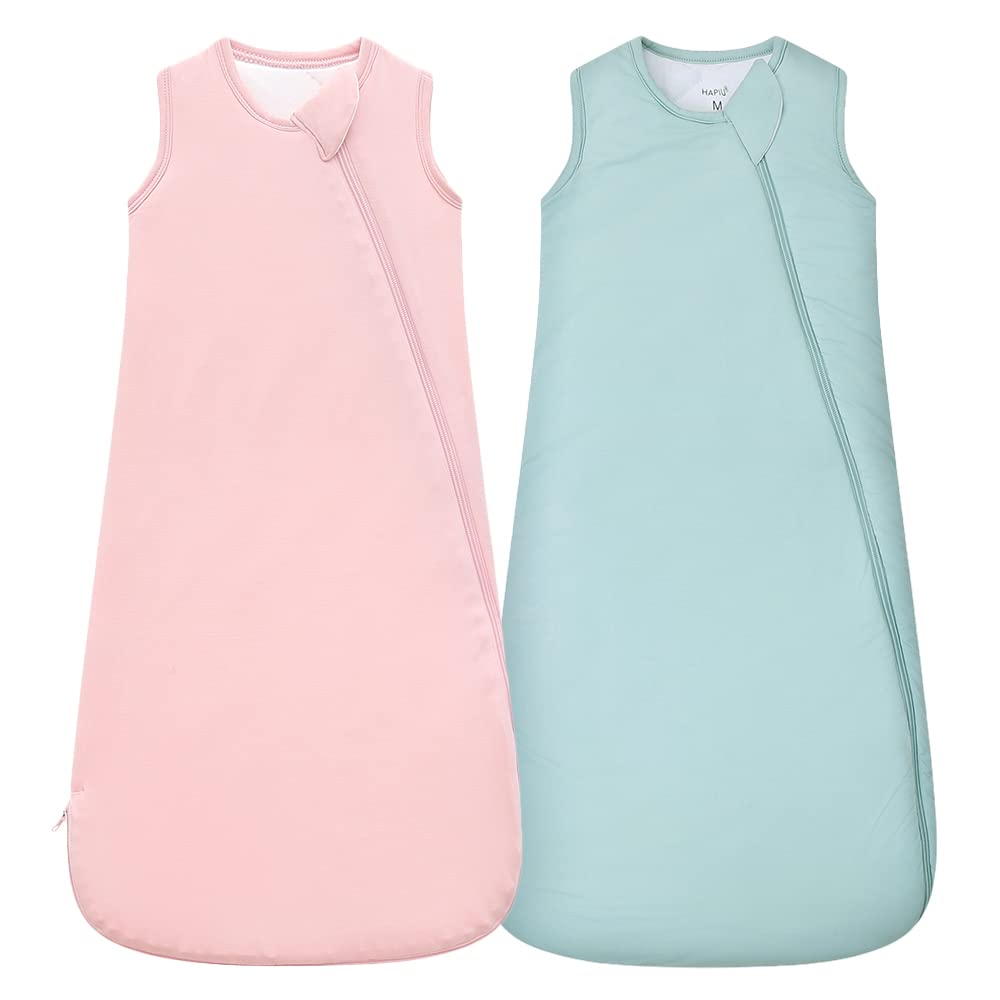 HAPIU sleep sack in bamboo fabric feels buttery soft and skin-friendly for sensitive babies.