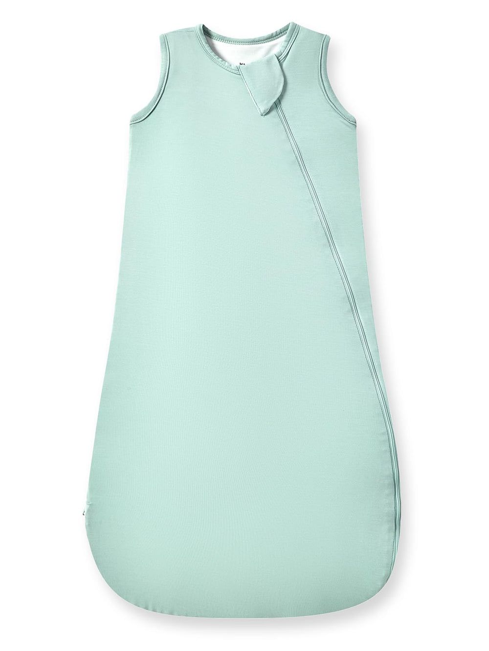 HAPIU sleep sack in sage with 2-way zipper for easy diaper changes and cozy sleep.