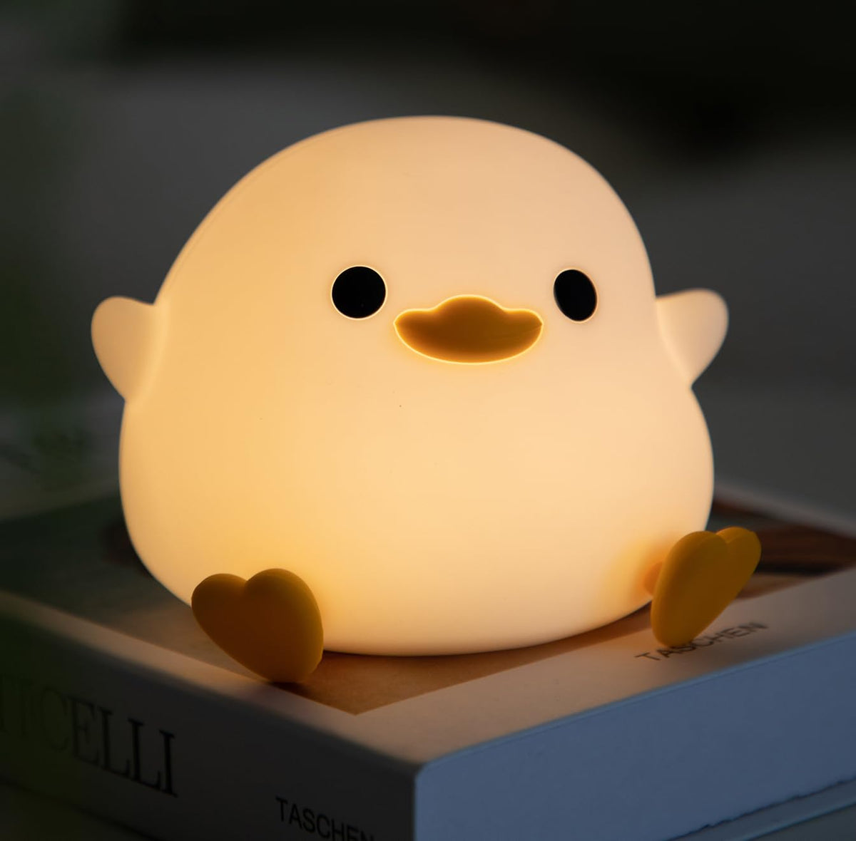 HAPPYBAG Cute Pea Duck Night Light cap-on displays playful bedside charm for bedtime routines