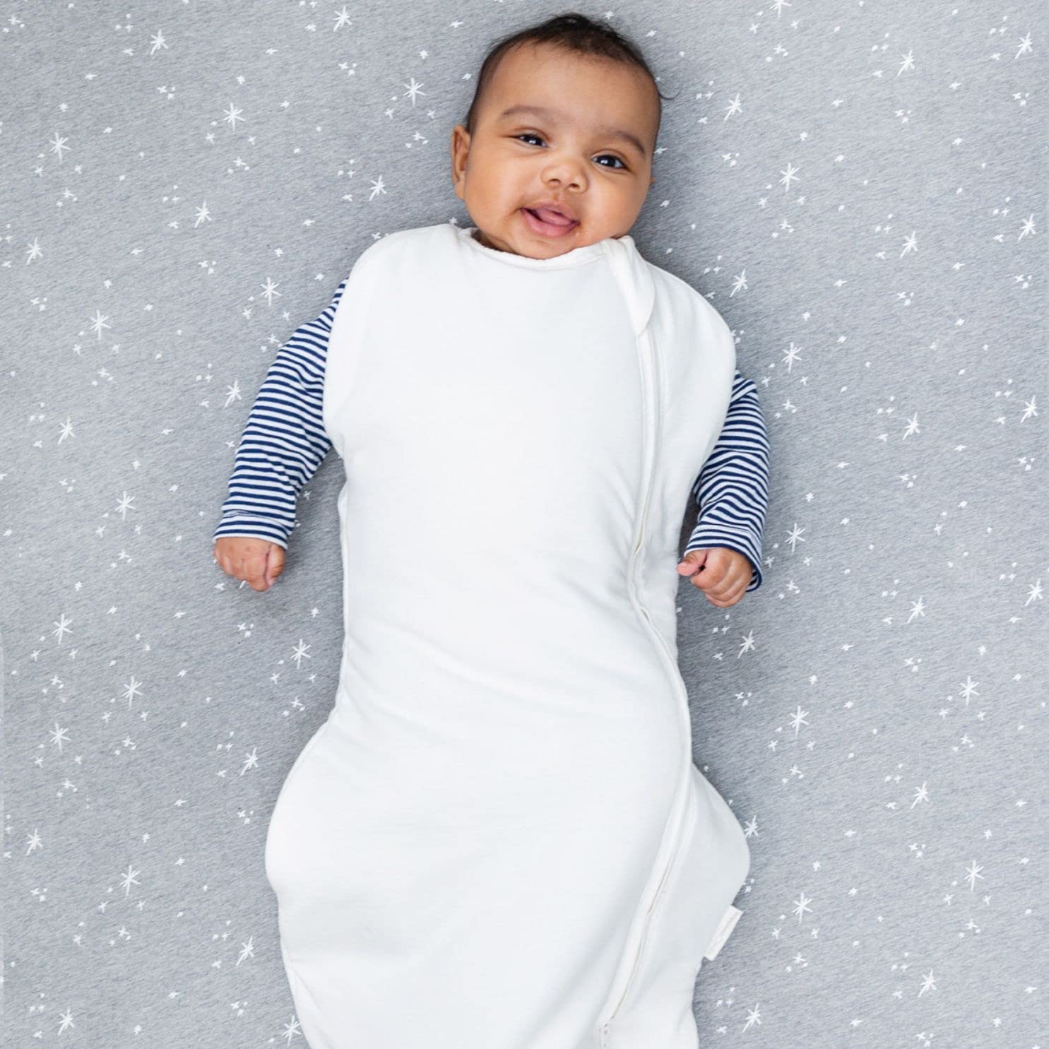 Happiest Baby Sleepea Comforter Swaddle secure inner flaps ensure snug wrap for wiggly babies.