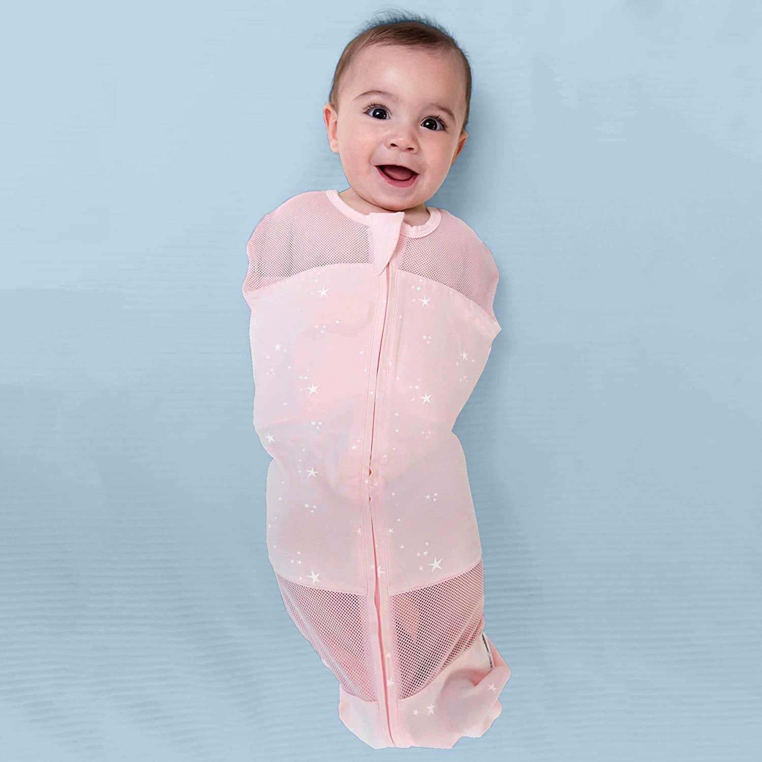 Happiest Baby Sleepea hip-friendly design with hip development seal