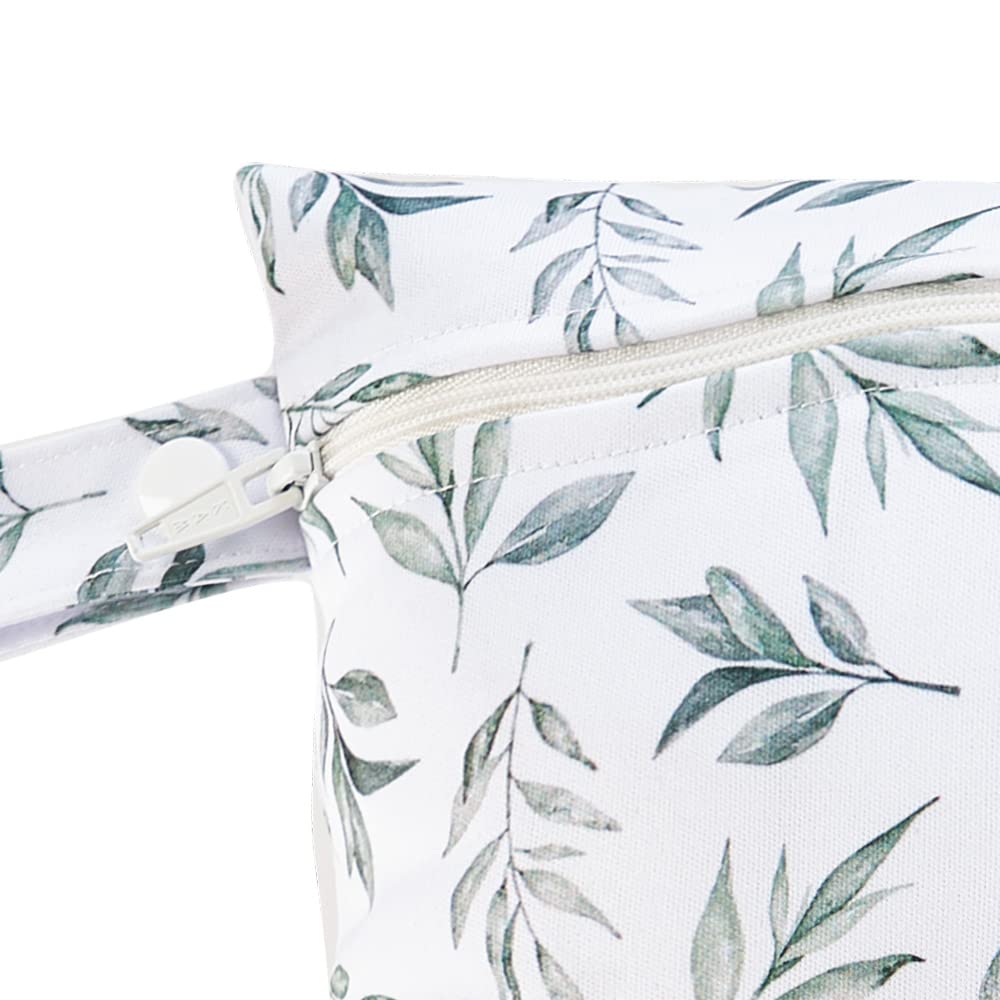 Happy Flute bag uses waterproof breathable TPU to help odors stay down.