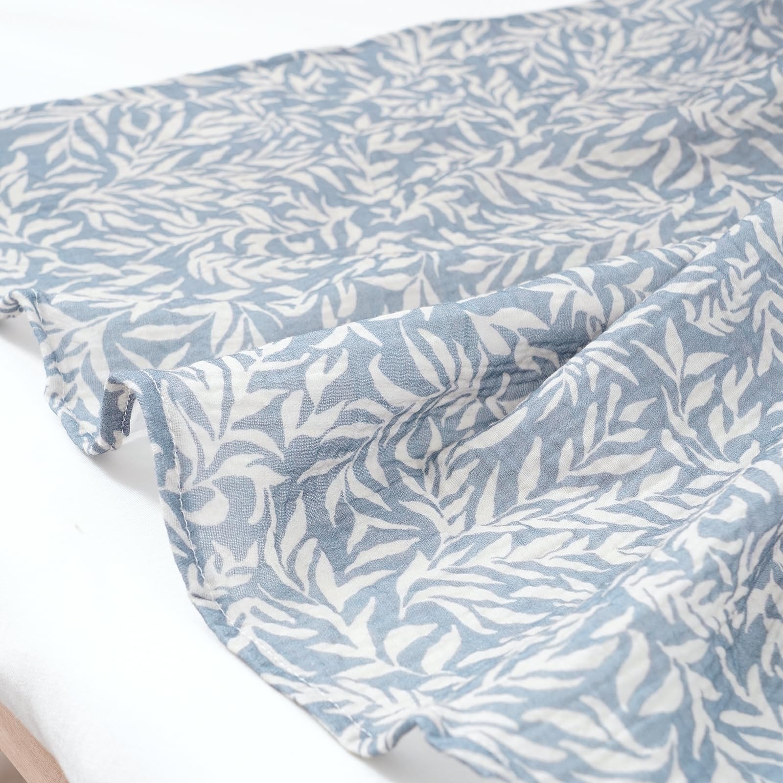 Happy Flute 40x40in Blanket Dimensions: large, versatile size for cuddling.