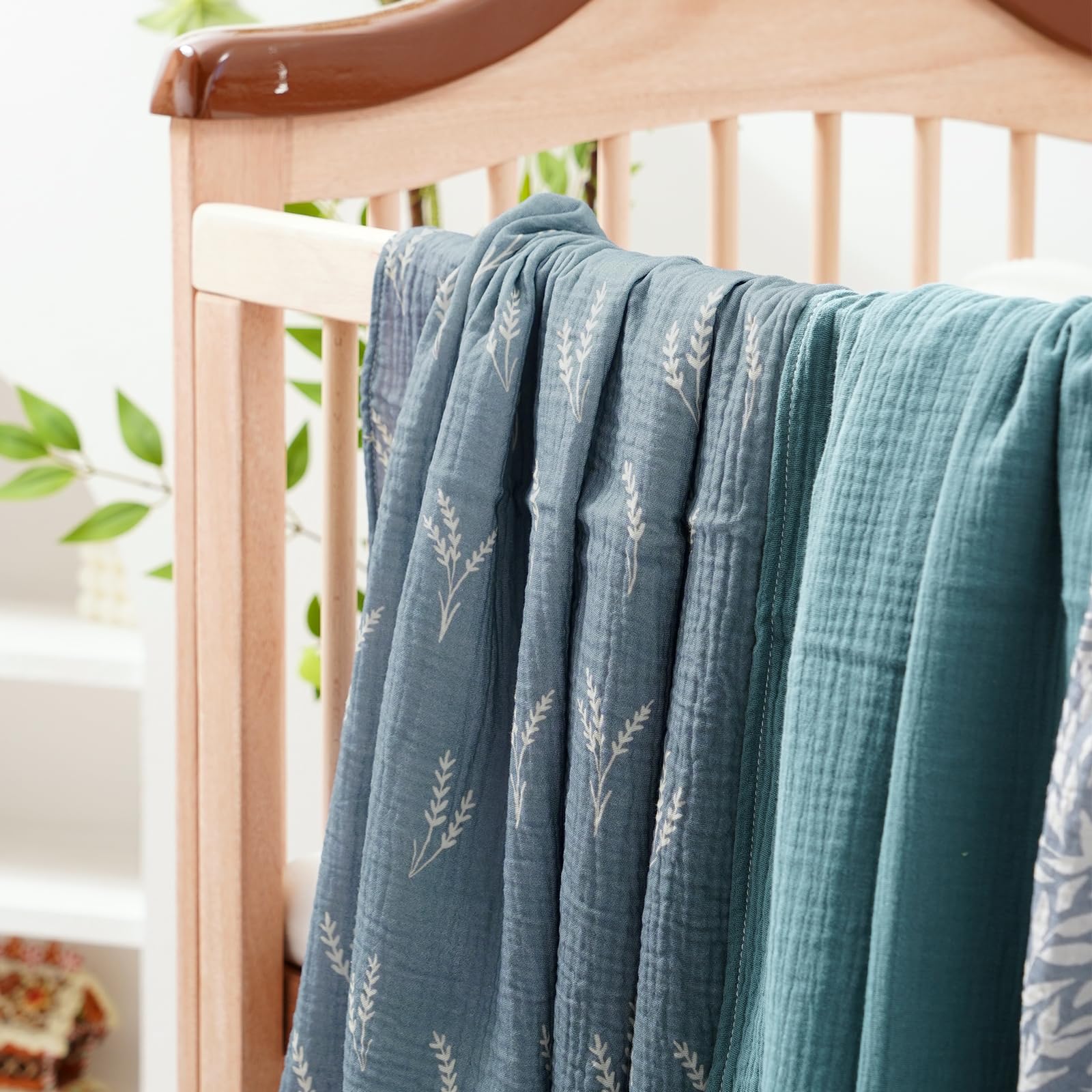 Happy Flute Swaddle Newborn Leaf Use: secure wrap for calm naps.