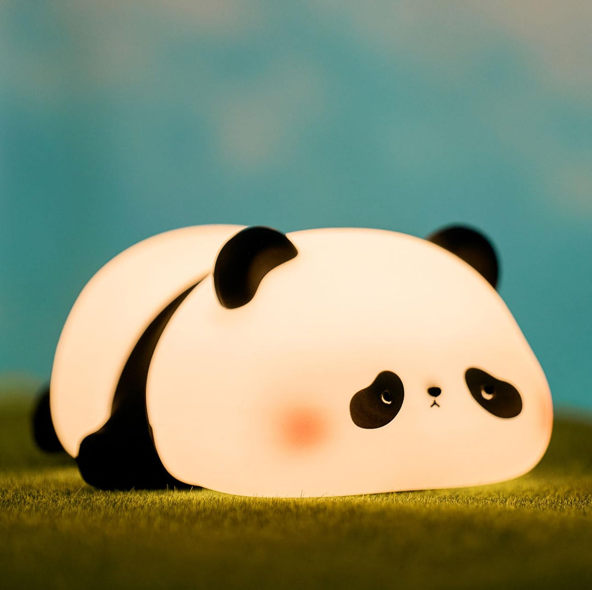 HAPPYBAG Panda Night Light, front view, rechargeable kids' lamp for cozy bedtimes.