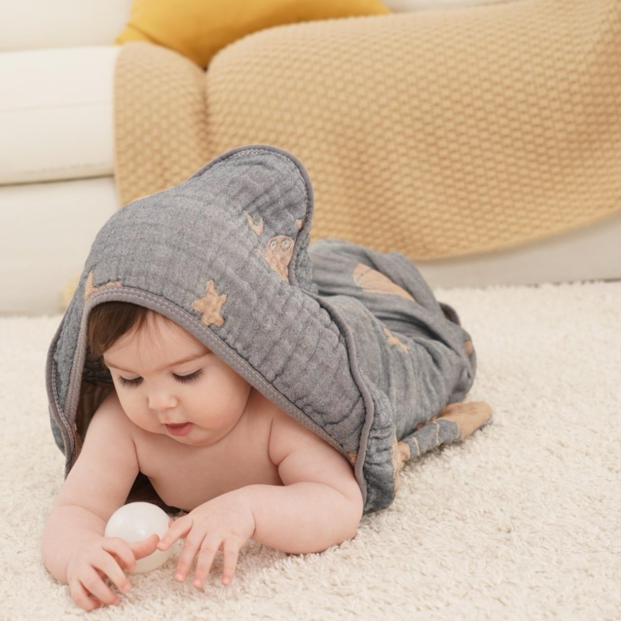 HardNok baby towel ages 0-3 usage scene showcases generous size for growing babies