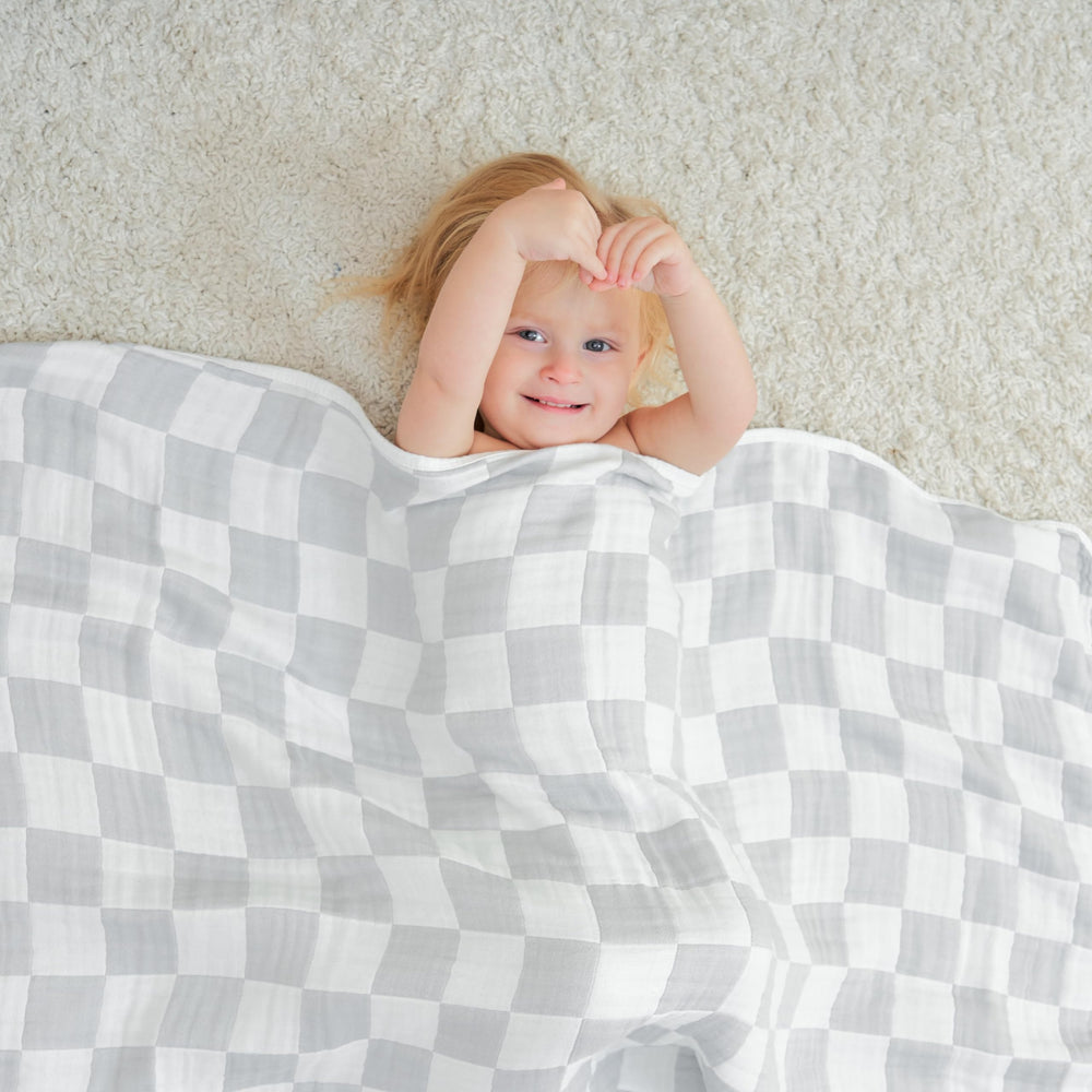 HardNok blanket close-up shows plush muslin texture for newborn skin comfort.