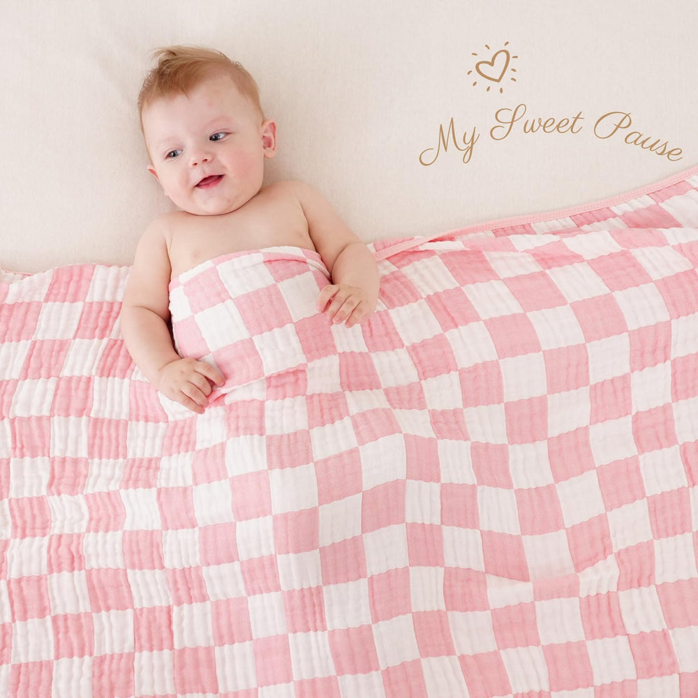 HardNok blanket swaddle setup demonstrates secure newborn comfort