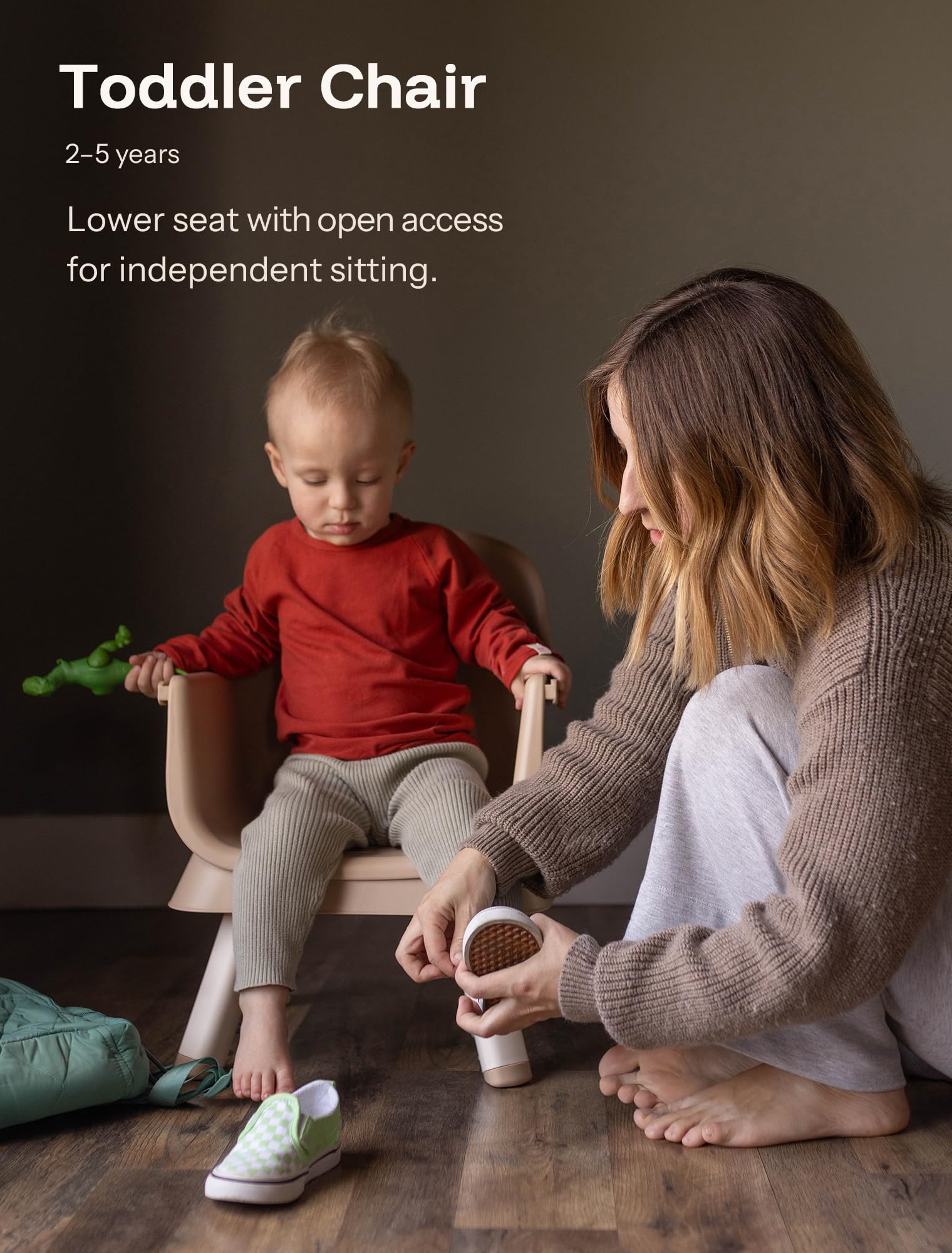 HARPPA 5-point safety harness keeps baby secure during meals