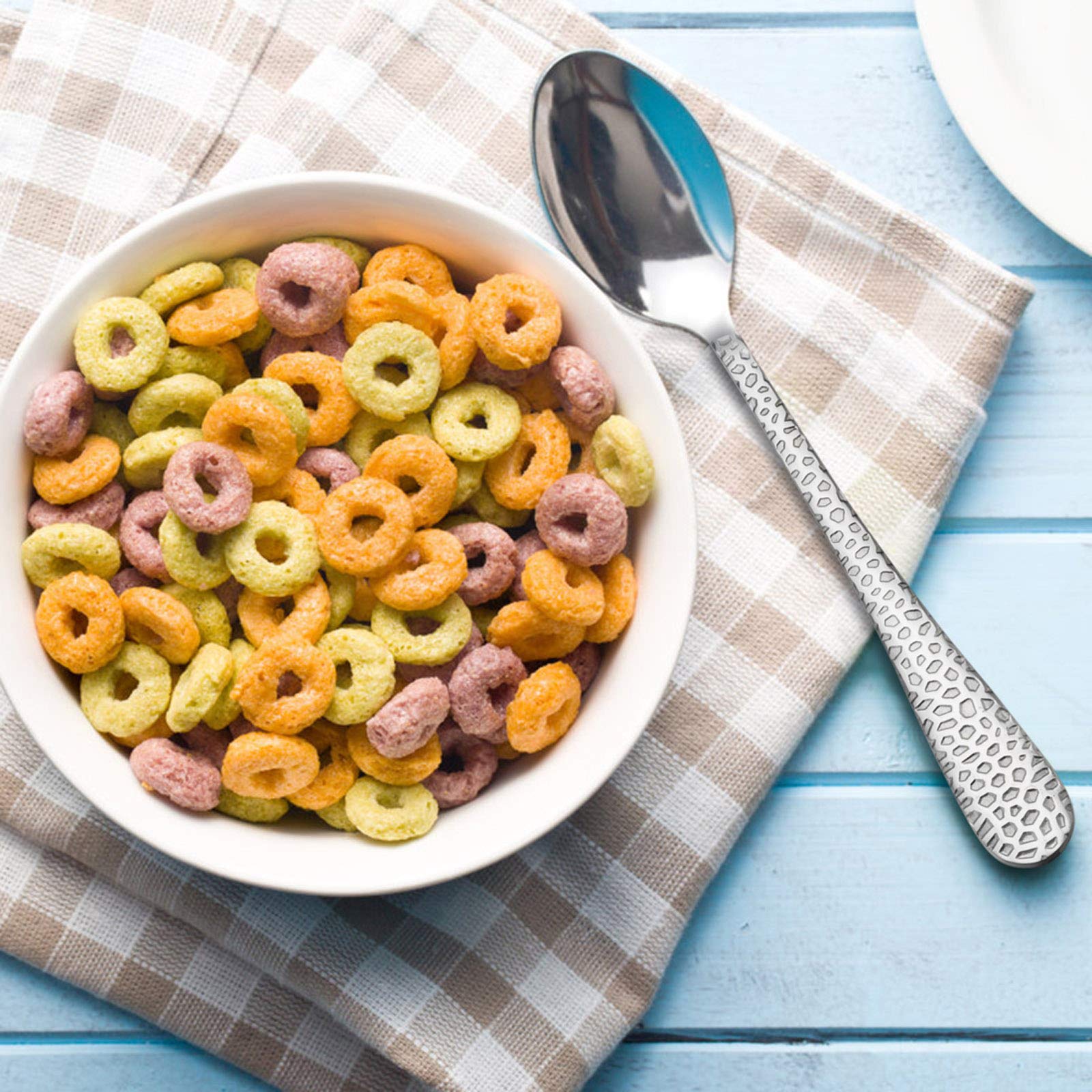 HaWare kids spoons ideal for travel and outdoor dining.