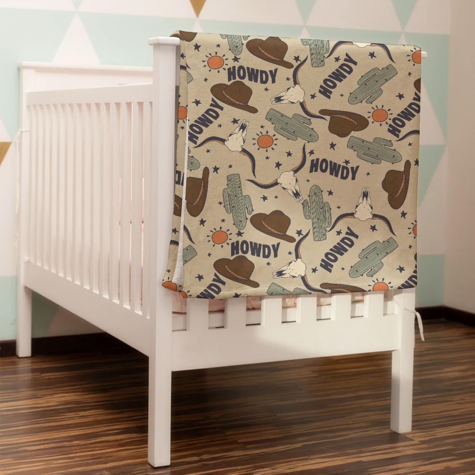 HawSkgFub cactus-print swaddle demonstrates cozy baby moments and gift appeal.