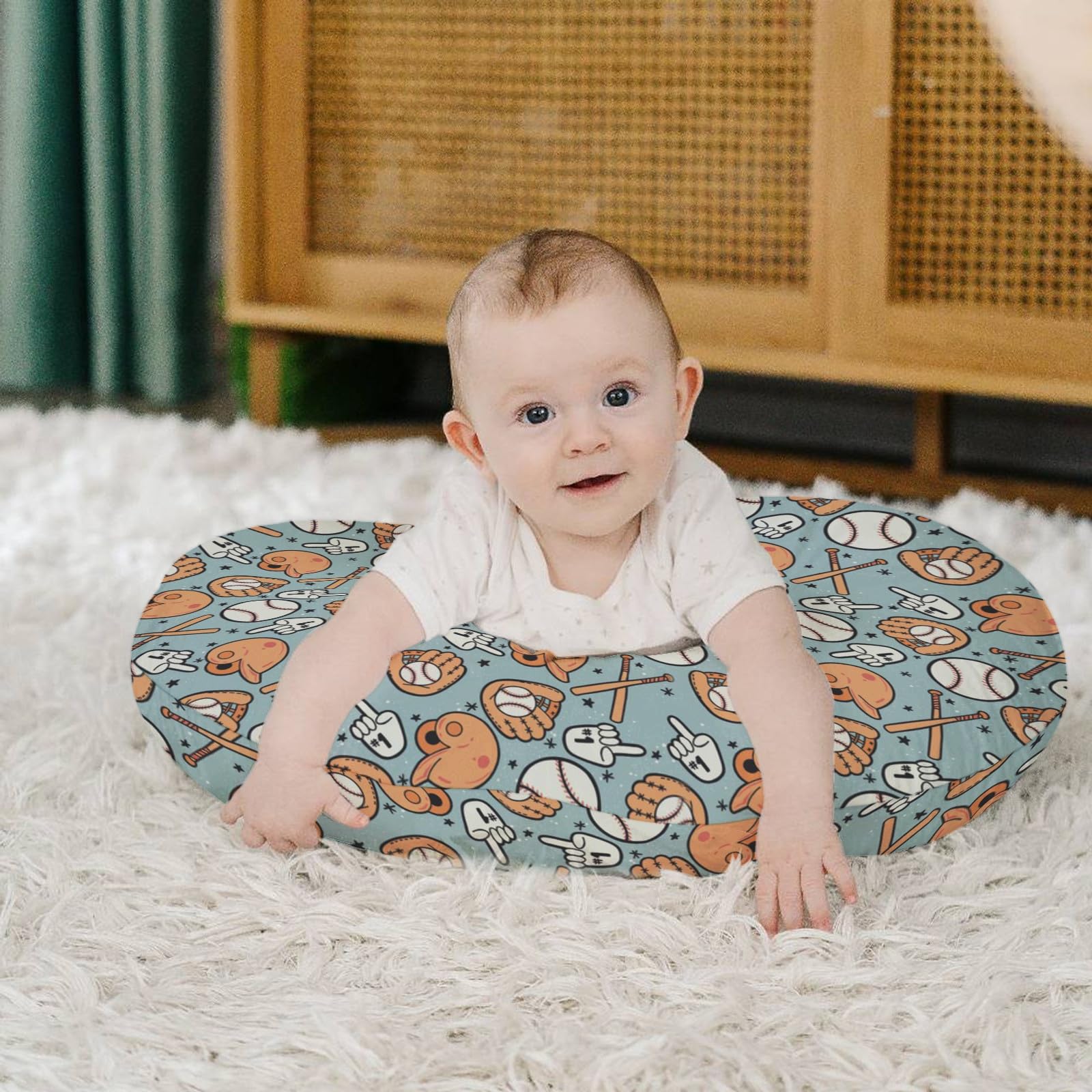 HawSkgFub hidden zipper keeps baby safe during feeds.