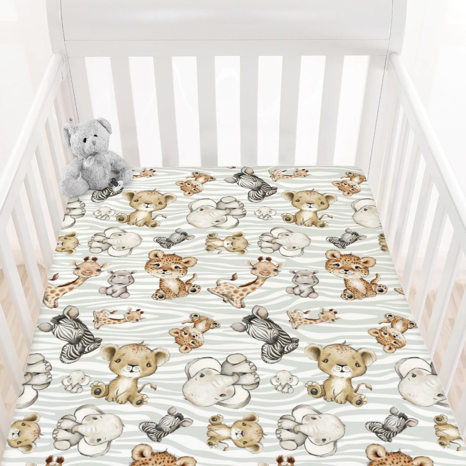 HawSkgFub Safari Jungle crib sheet with giraffe design keeps baby cozy and comfy