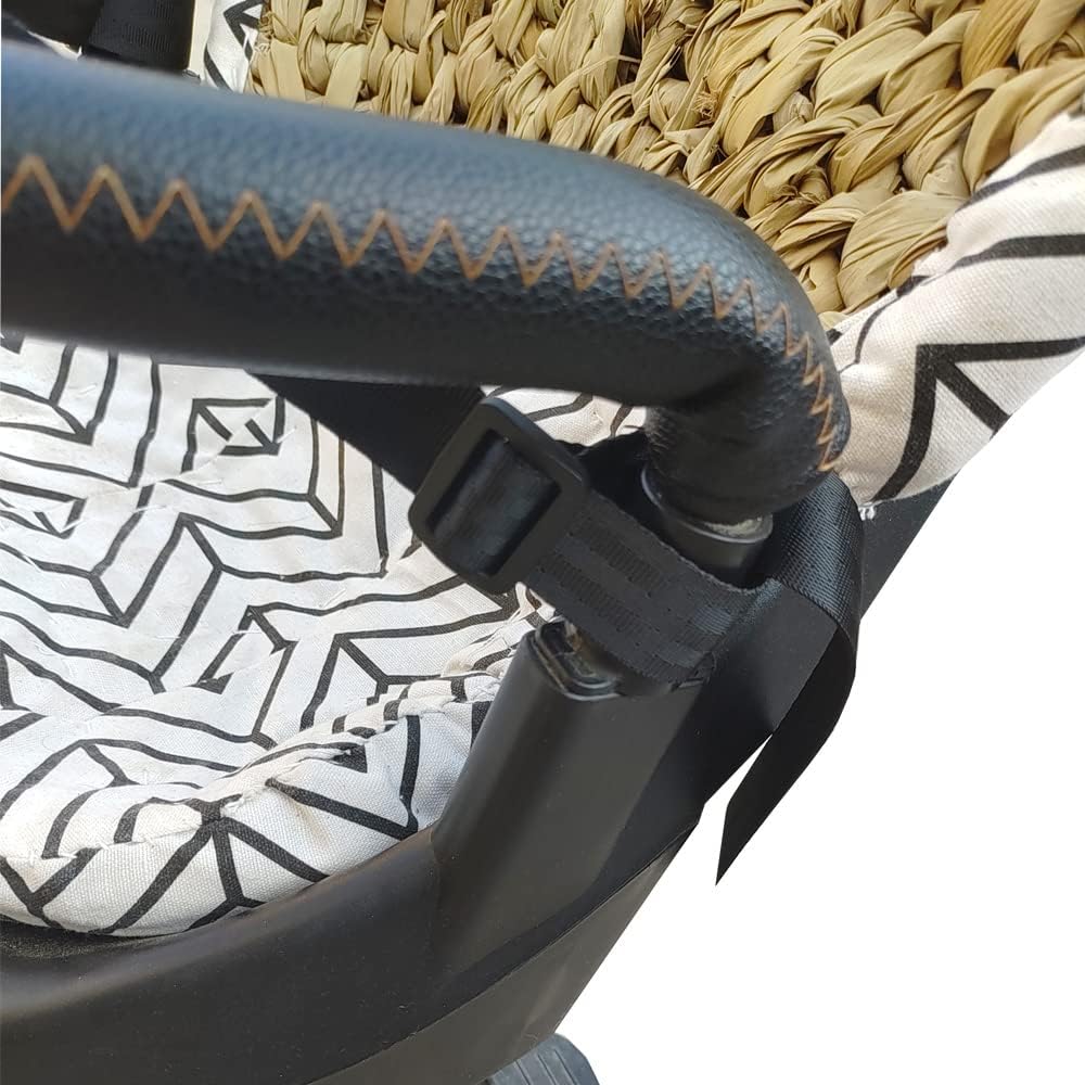 HDHYK safety belt buckle with easy-attach demonstrates quick securing