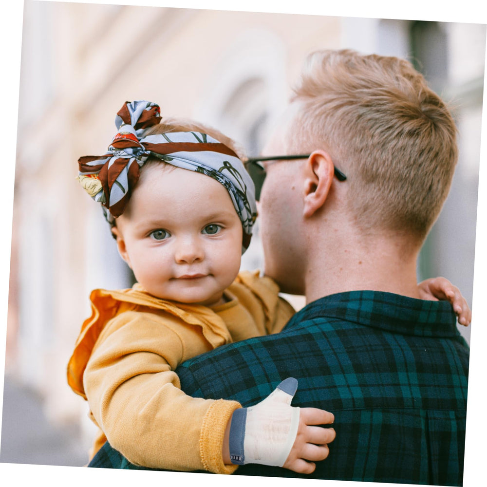 Healifty soft interior fabric keeps delicate baby skin comfortable