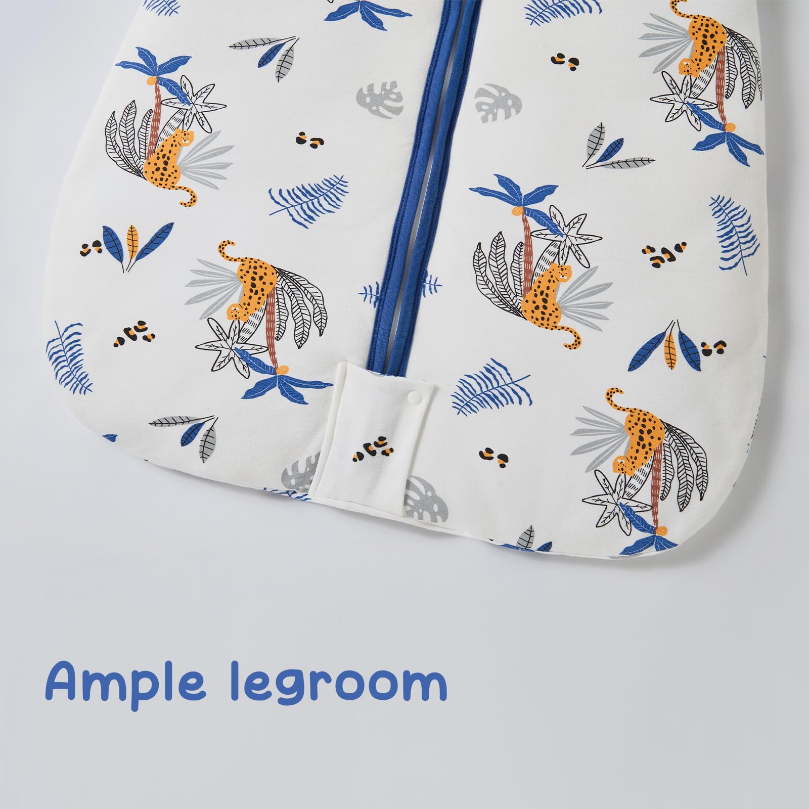HEDSYOUHH pattern Deer Panda Ostrich adds whimsy to naptime outfits.