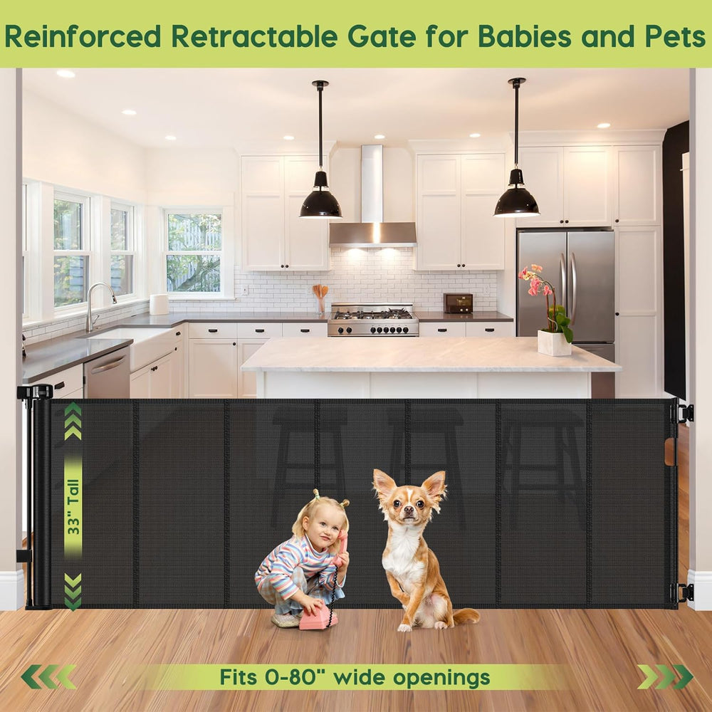 HEELALBABY retractable mesh gate in action shows smooth operation
