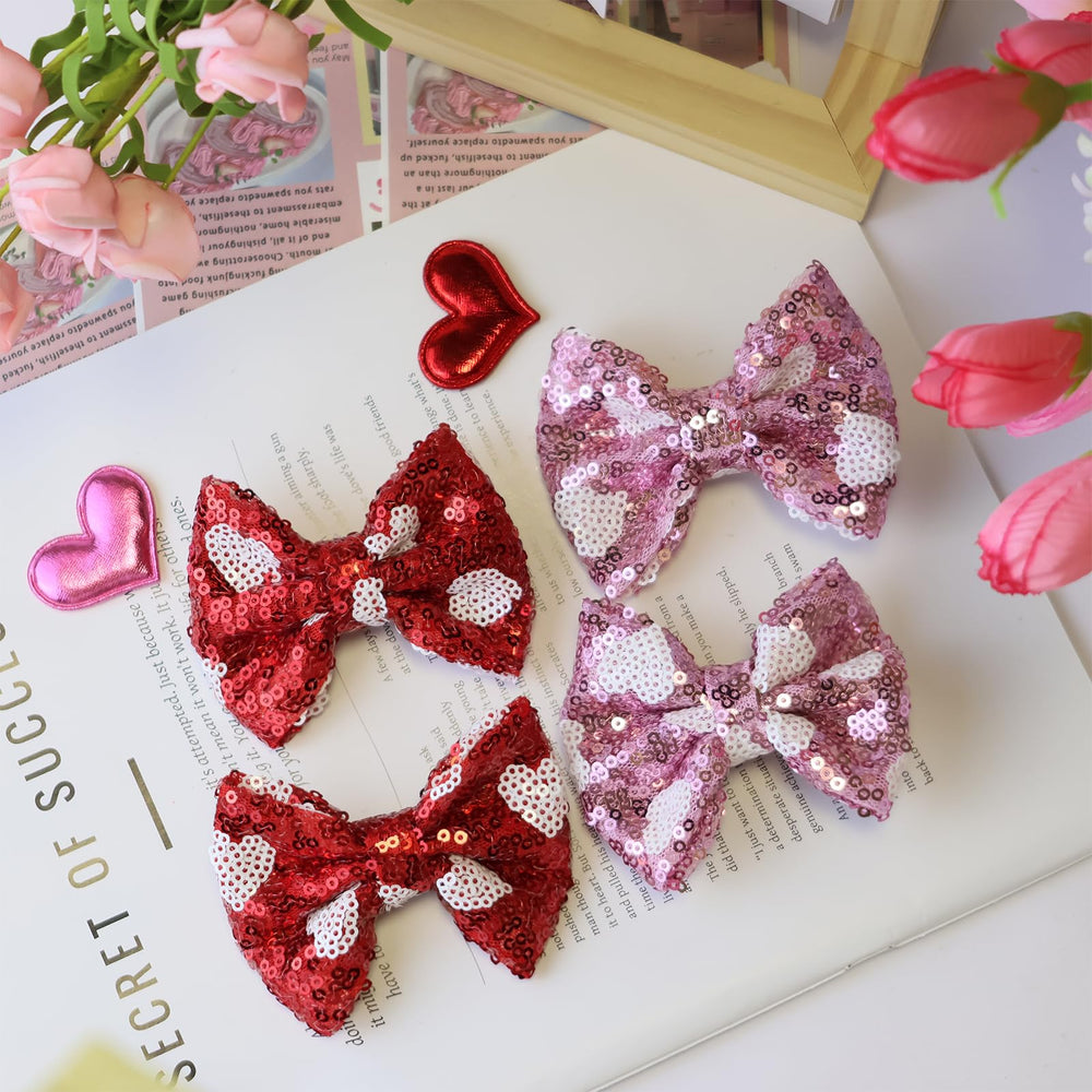 HELykaka heart-shaped bows add a cute Valentines Day look.