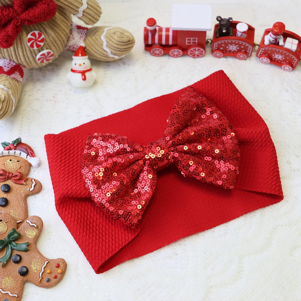 HELKAKA holiday photoshoot accessory ready for Christmas gatherings