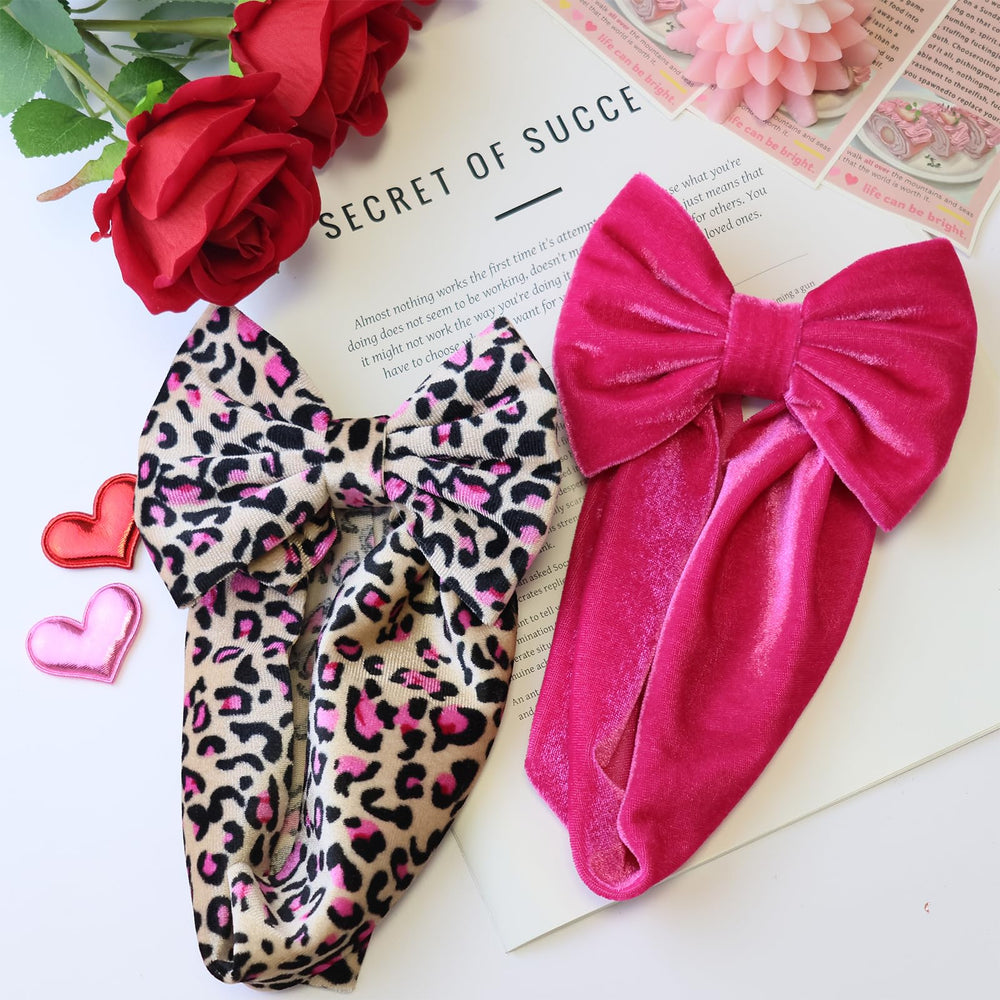 HELYKAKA holiday velvet bow on baby festive photo-ready look