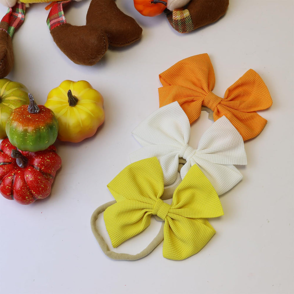 HELYKAKA newborn photo prop bows enhancing baby shoots