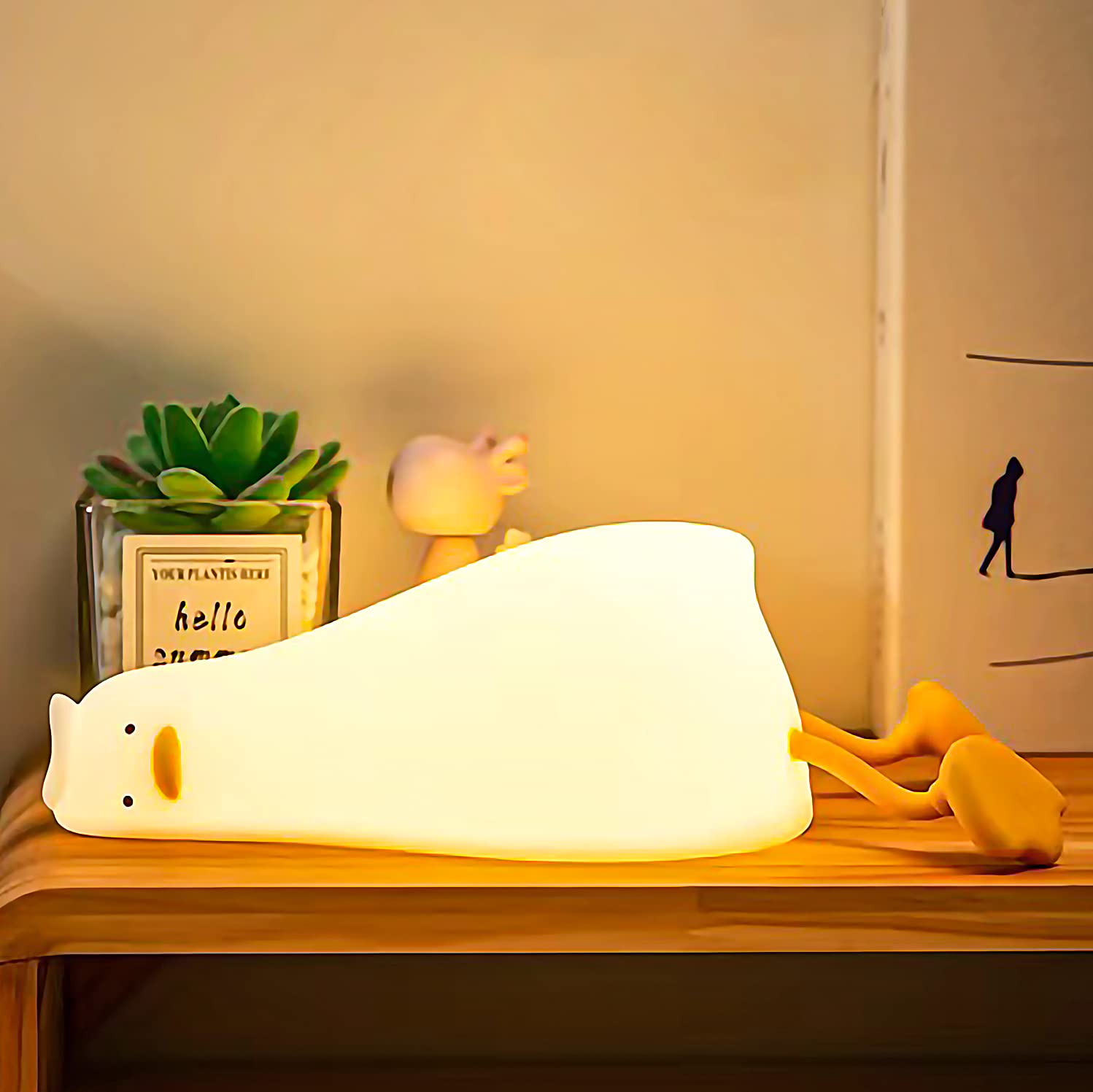 HERBESTBAY duck lamp front view with cozy bedtime glow