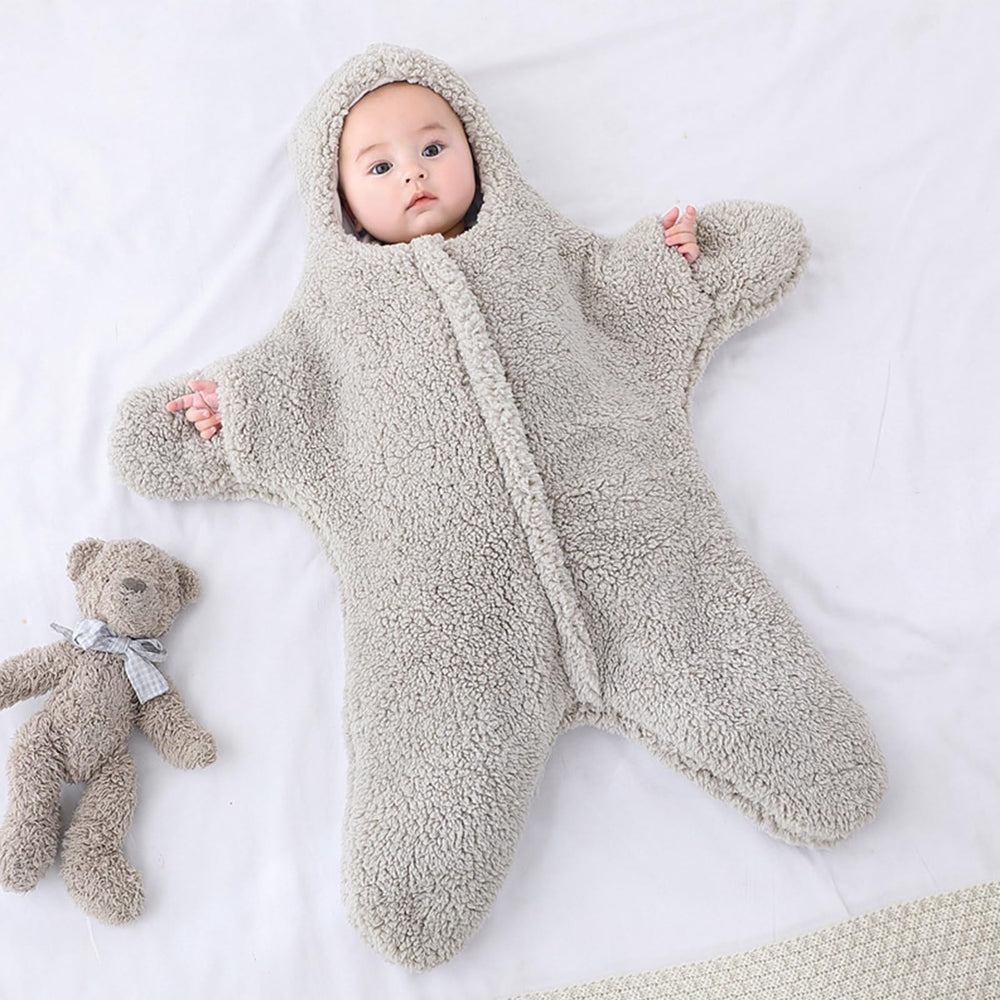 HEVOY Starfish Sleeping Bag with cotton interlayer offers breathable, cozy warmth