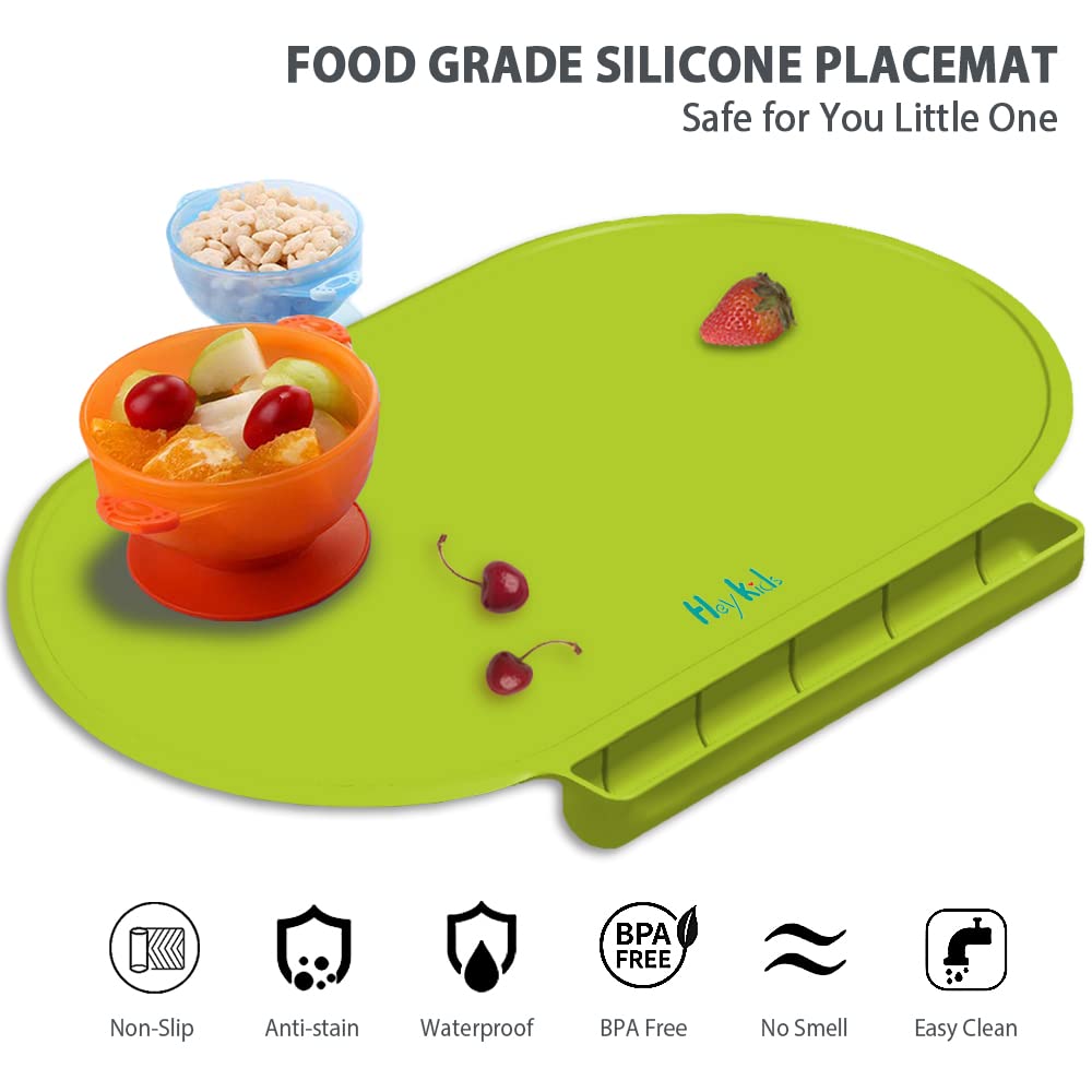 Hey Kids placemat edge catches crumbs to reduce mess