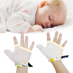 Heyshapeing thumb-sucking stop glove pair on kids' hands, breathable cotton for daily wear.