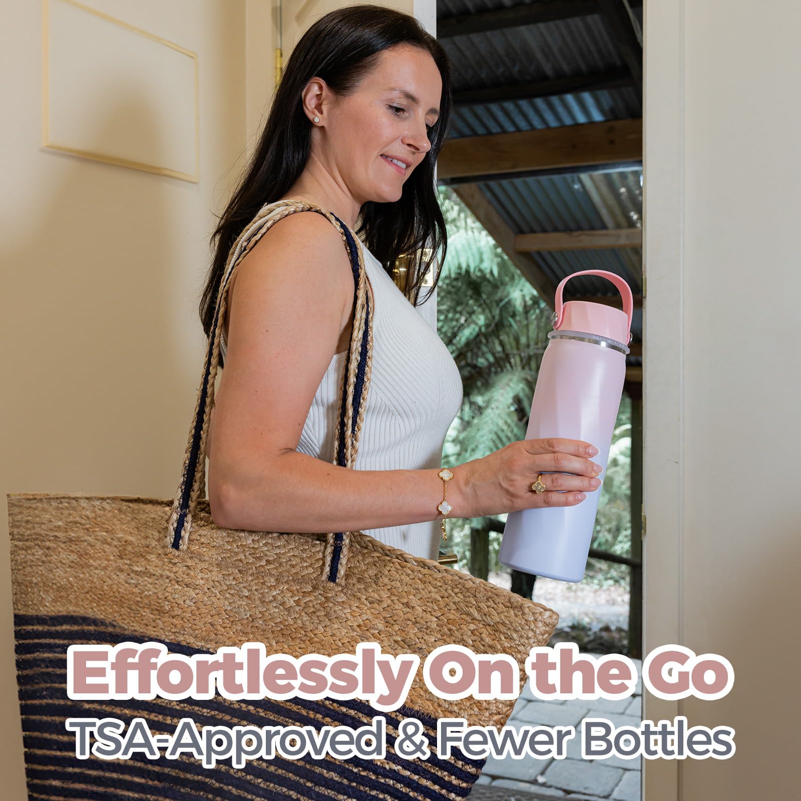 HEYTRIP portable breastmilk cooler bag-fit view shows discreet, travel-ready storage.