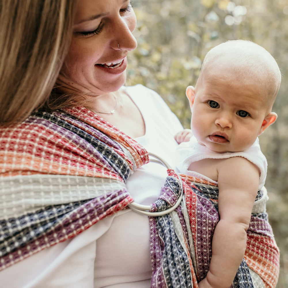 Hip Baby Wrap plant-based dyes create vibrant rainbow honeycomb colors