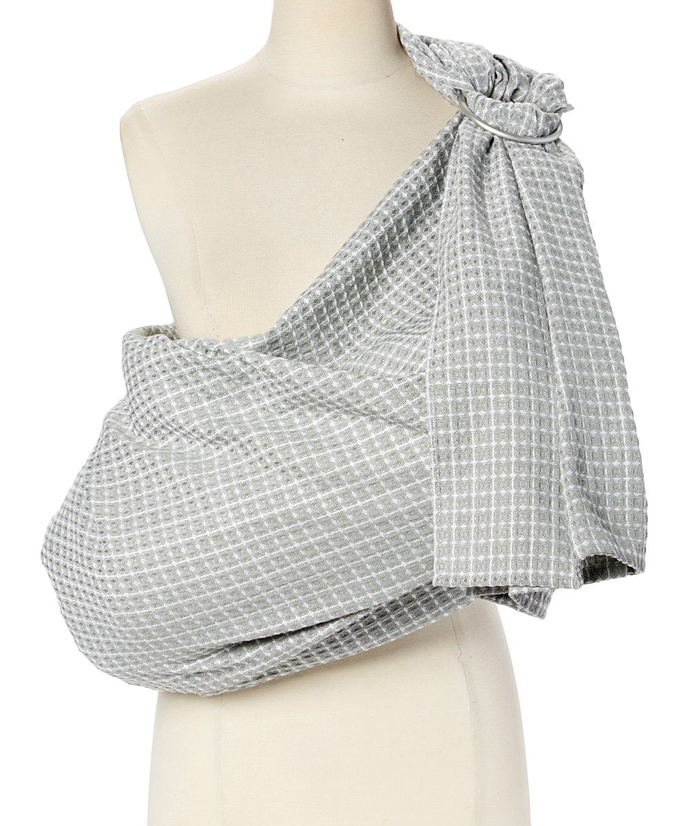 Hip Baby Wrap plant-based dyes color the Kiwi Honeycomb wrap safely