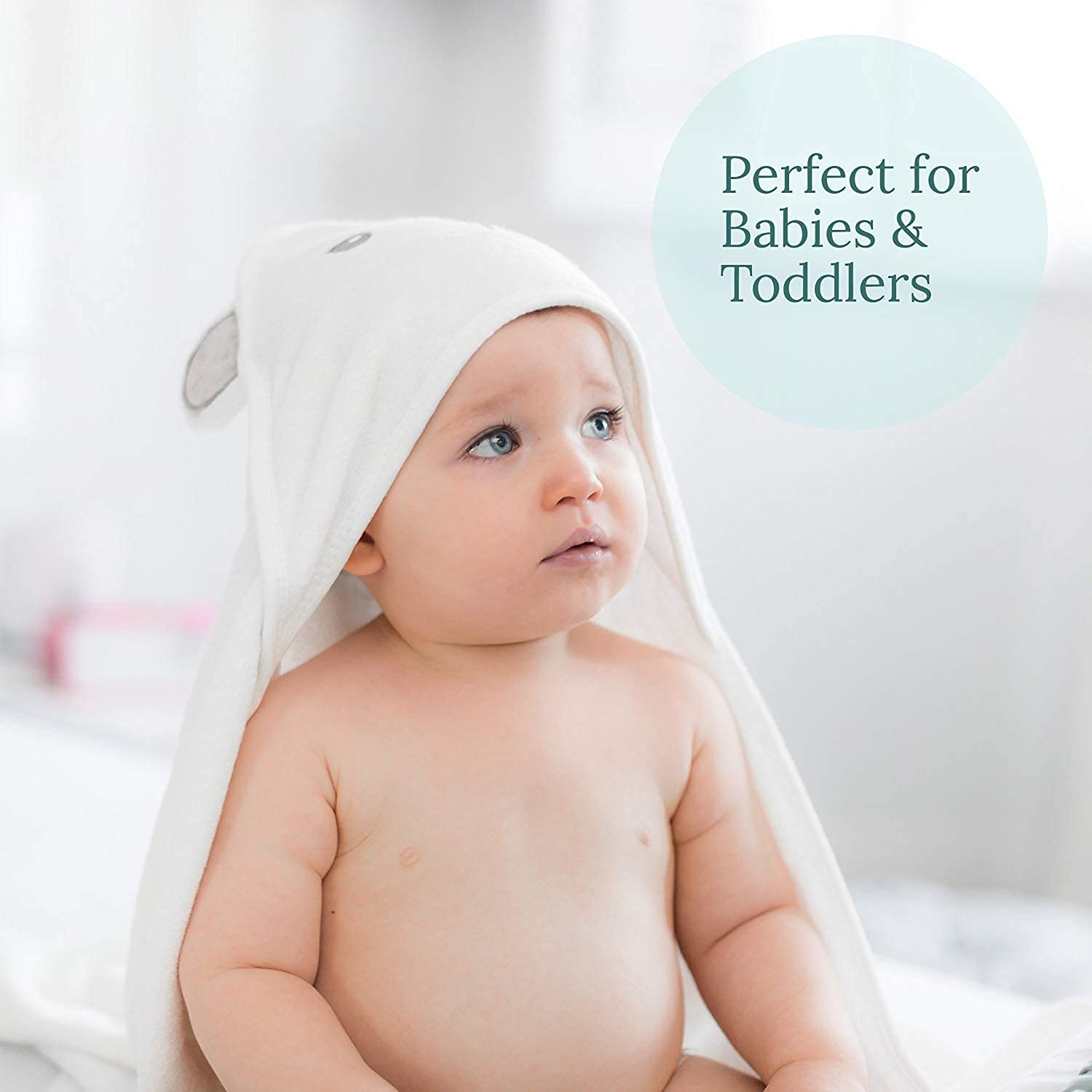 HIPHOP PANDA 30x30 towel shows generous size for newborn to toddler
