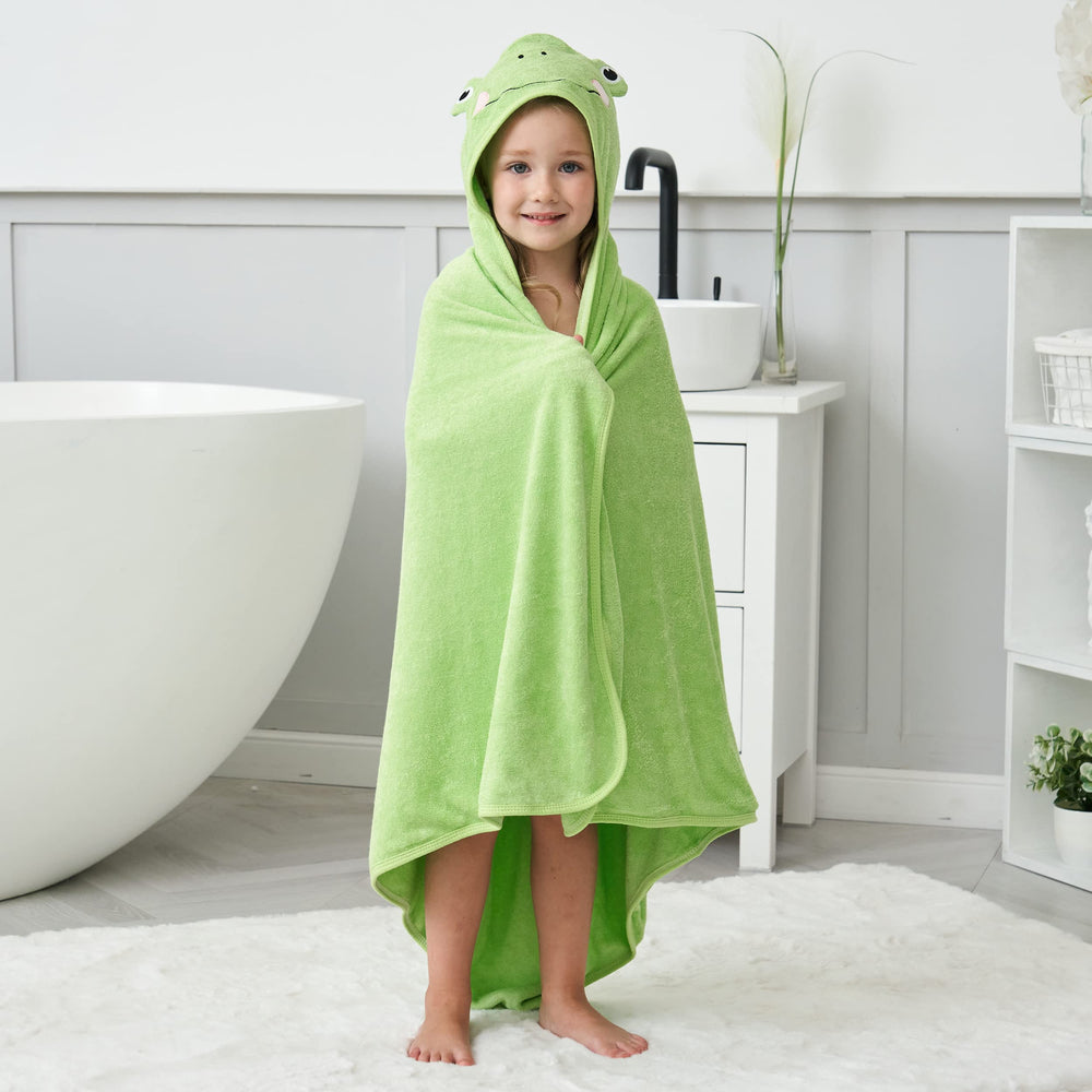 HipHop Panda absorbent baby towel delivers quick drying after baths, pools, or beach