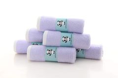 HIPHOP PANDA double-layer cloth absorbs moisture for quick baths.