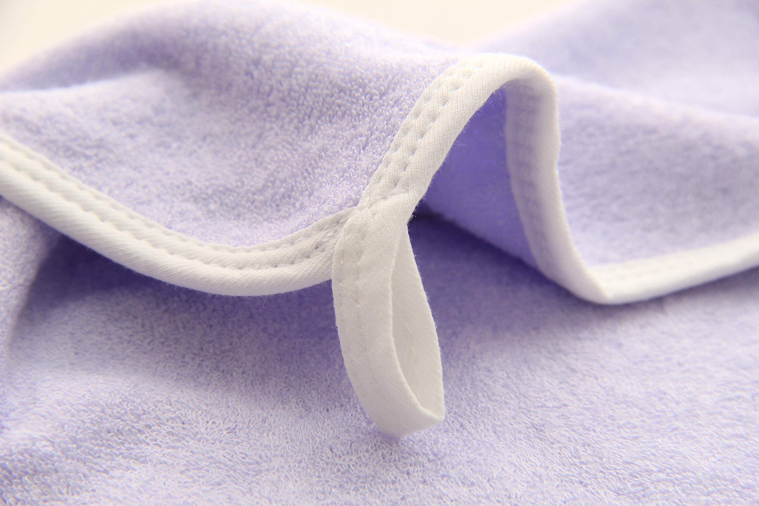 HIPHOP PANDA cloth suitable for makeup removal and facial care.