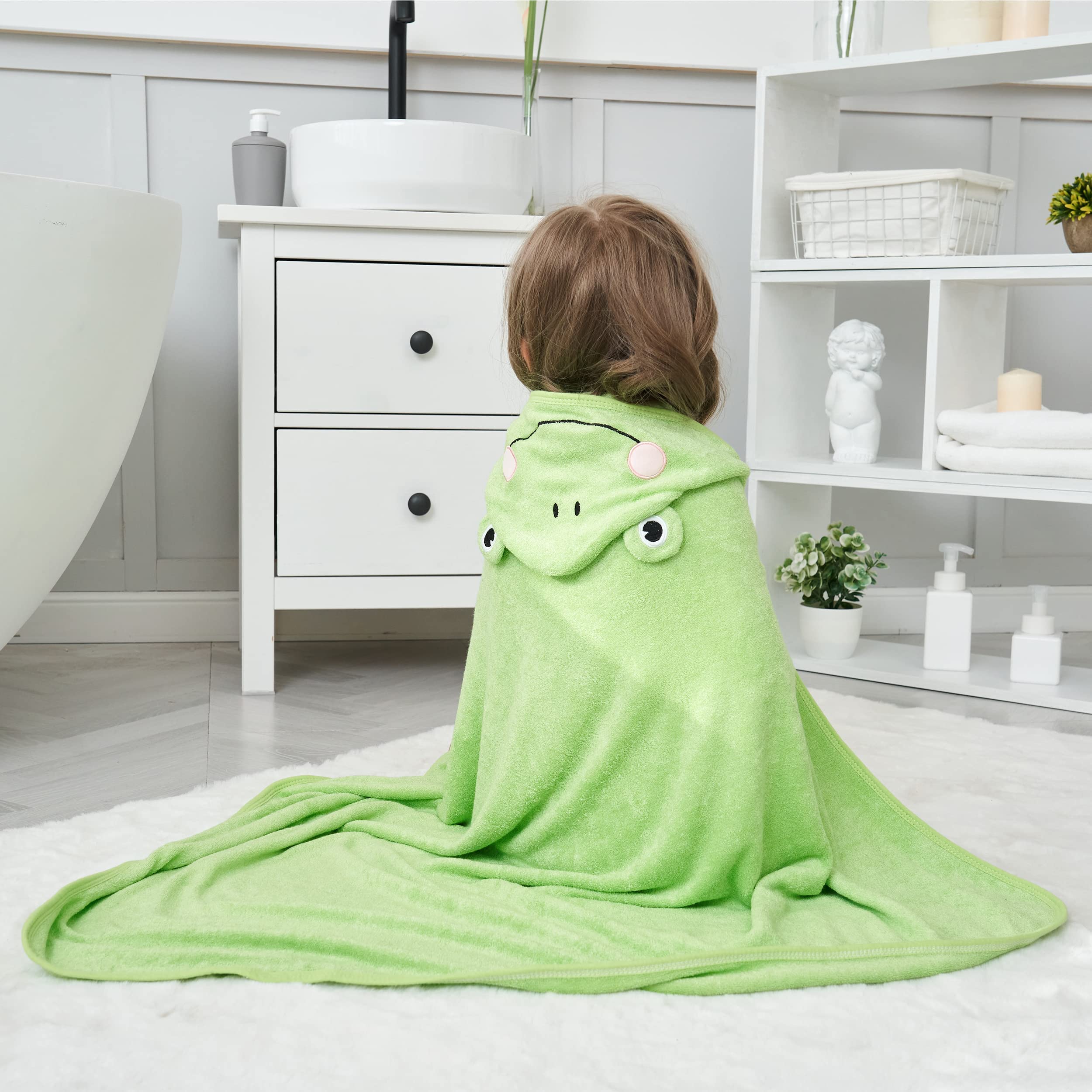 HipHop Panda two-layer technology keeps towel thicker, softer, and highly absorbent