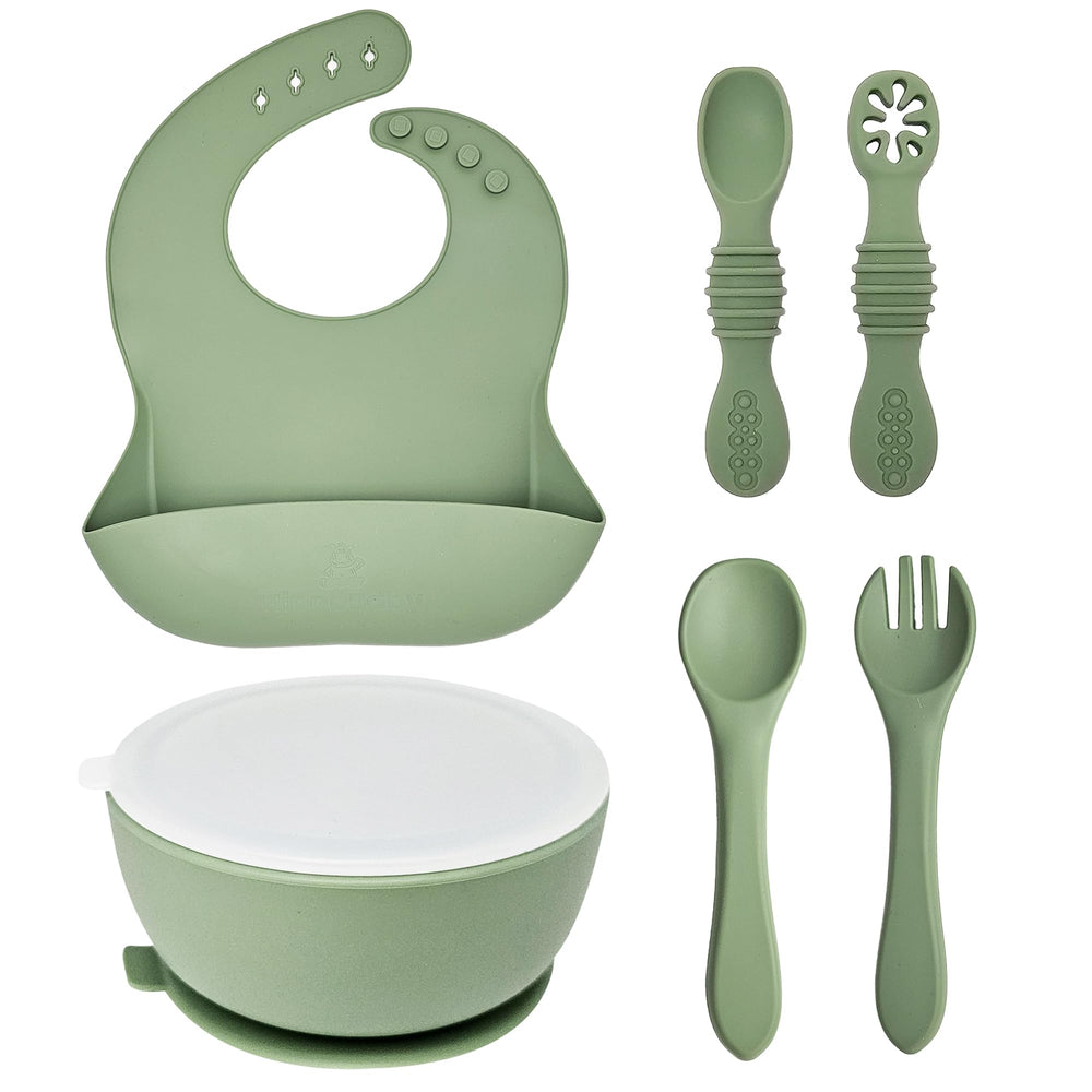 HippoBaby suction bowl with mint lid keeps meals neat and portable.
