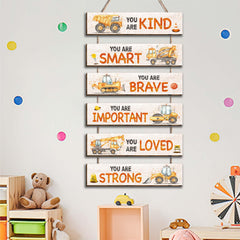 HIWERAN construction truck wood signs close-up shows crisp printing and sturdy construction.