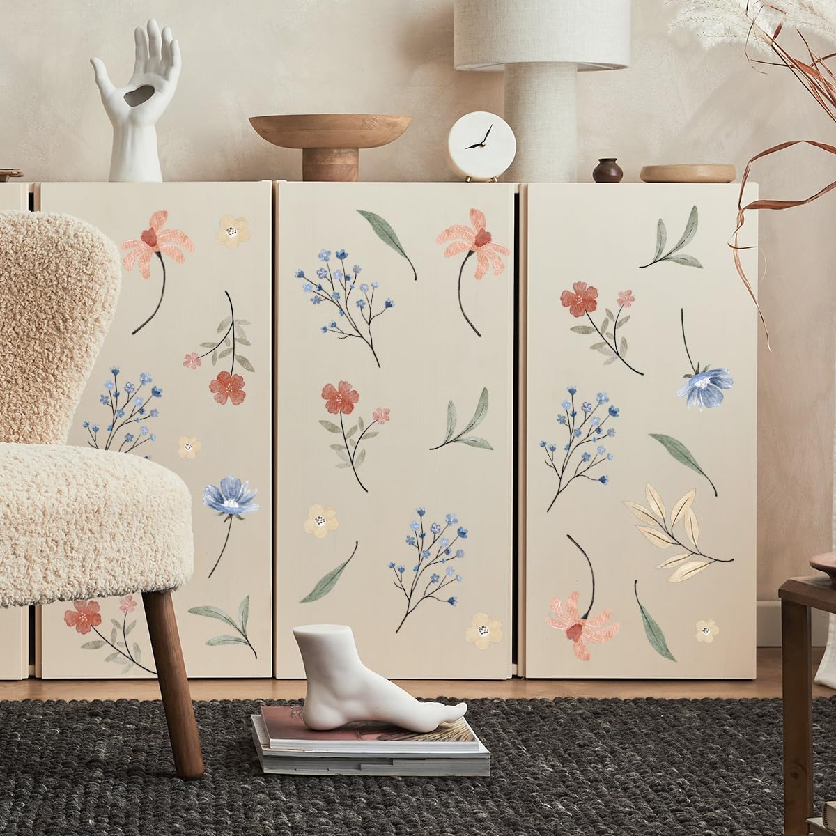 HJKlove Boho colorful flower wall decal — enhances girls' bedrooms with cheerful, nature-inspired accents.