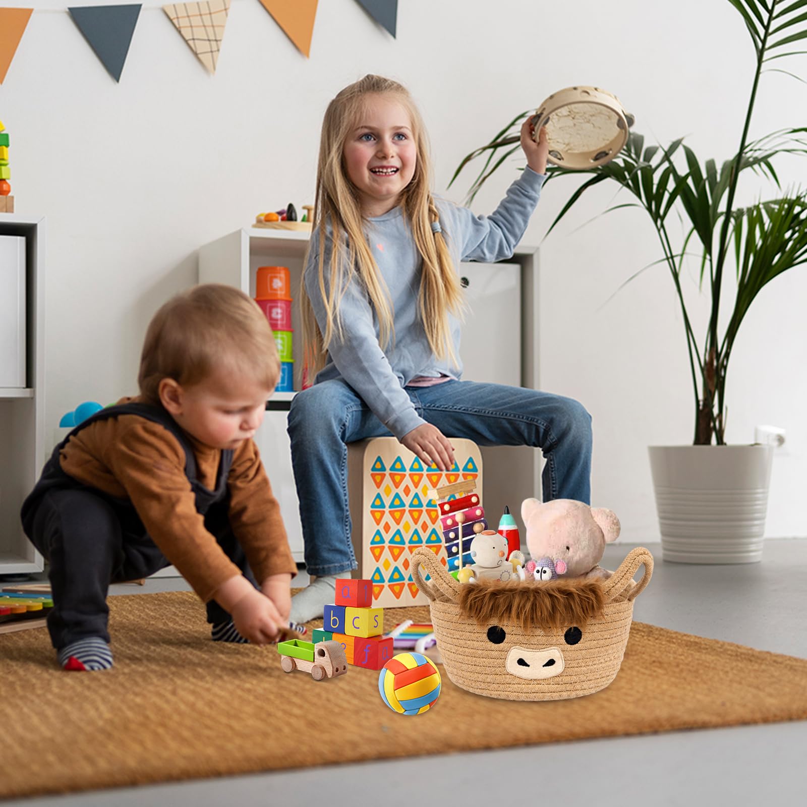 Hkojewp Highland Cow Basket bookshelf display—compact size fits shelves without crowding.