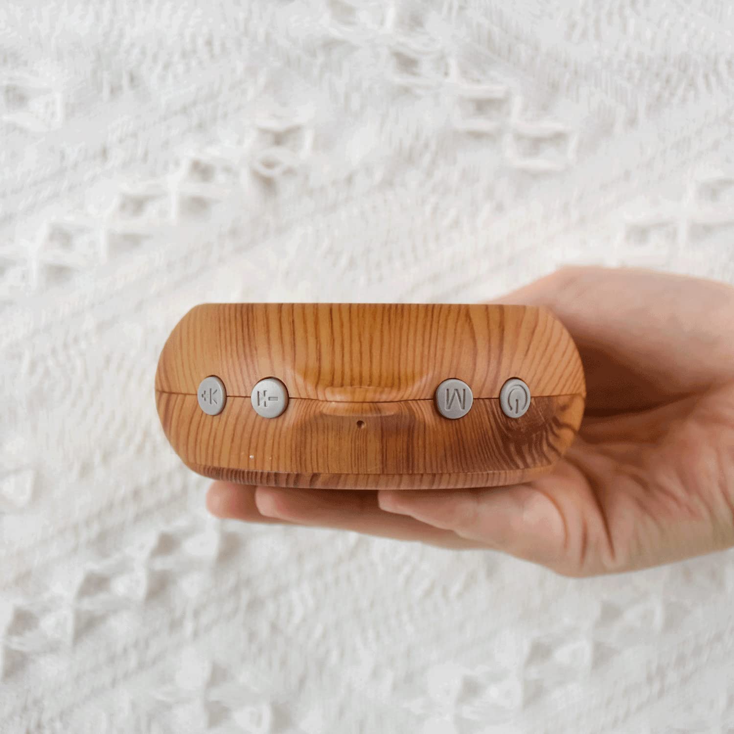 HLEEDUO adjustable-volume control lets you tailor audio to room and nap times.