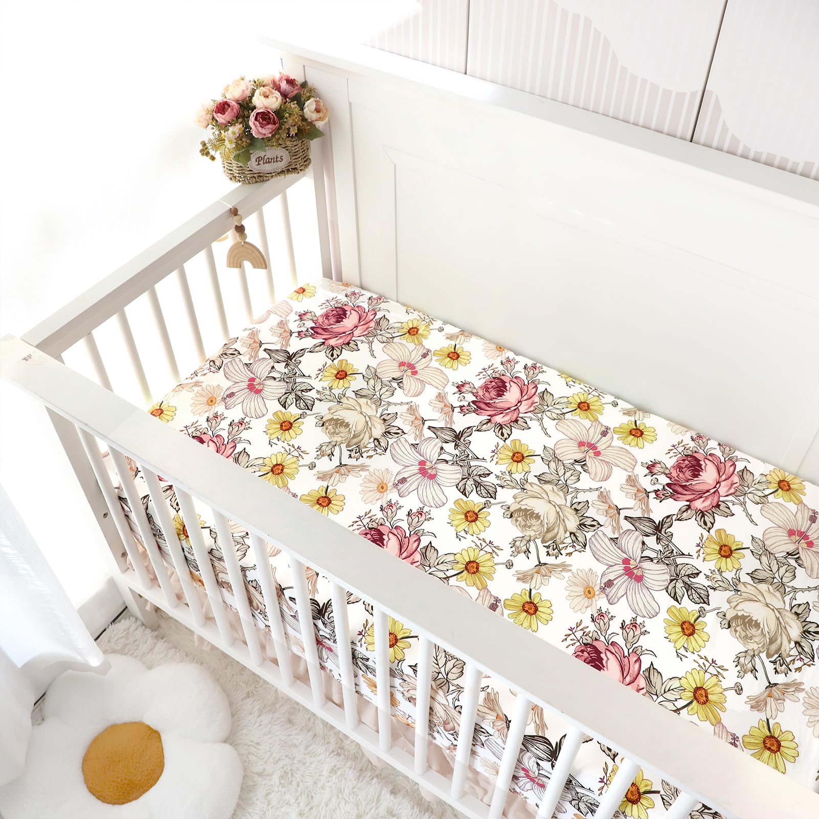 HNHUAMING neutral-daisy colorway complements nursery decor with calm tones.