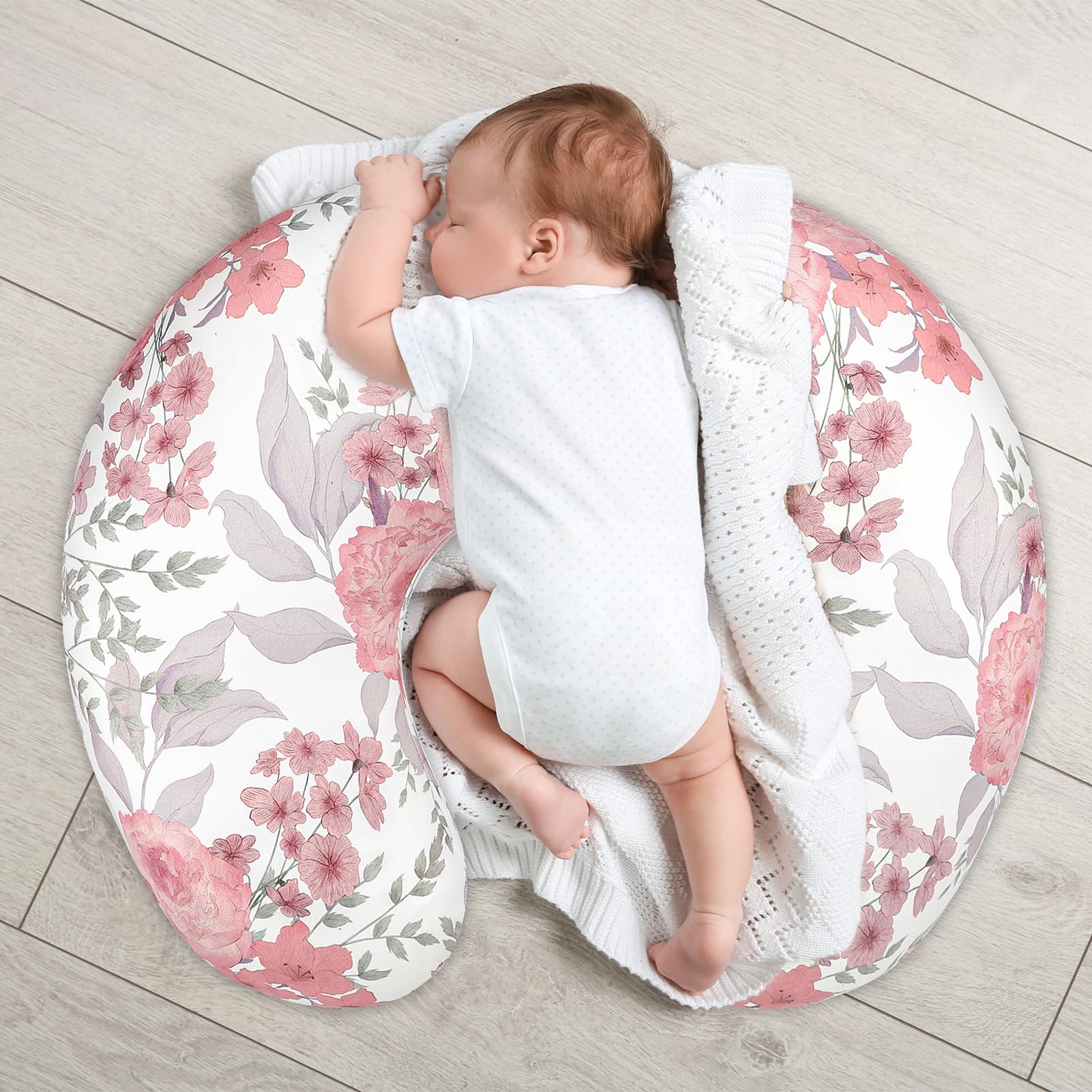 HNHUAMING nursery-ready cover makes a thoughtful baby gift option.