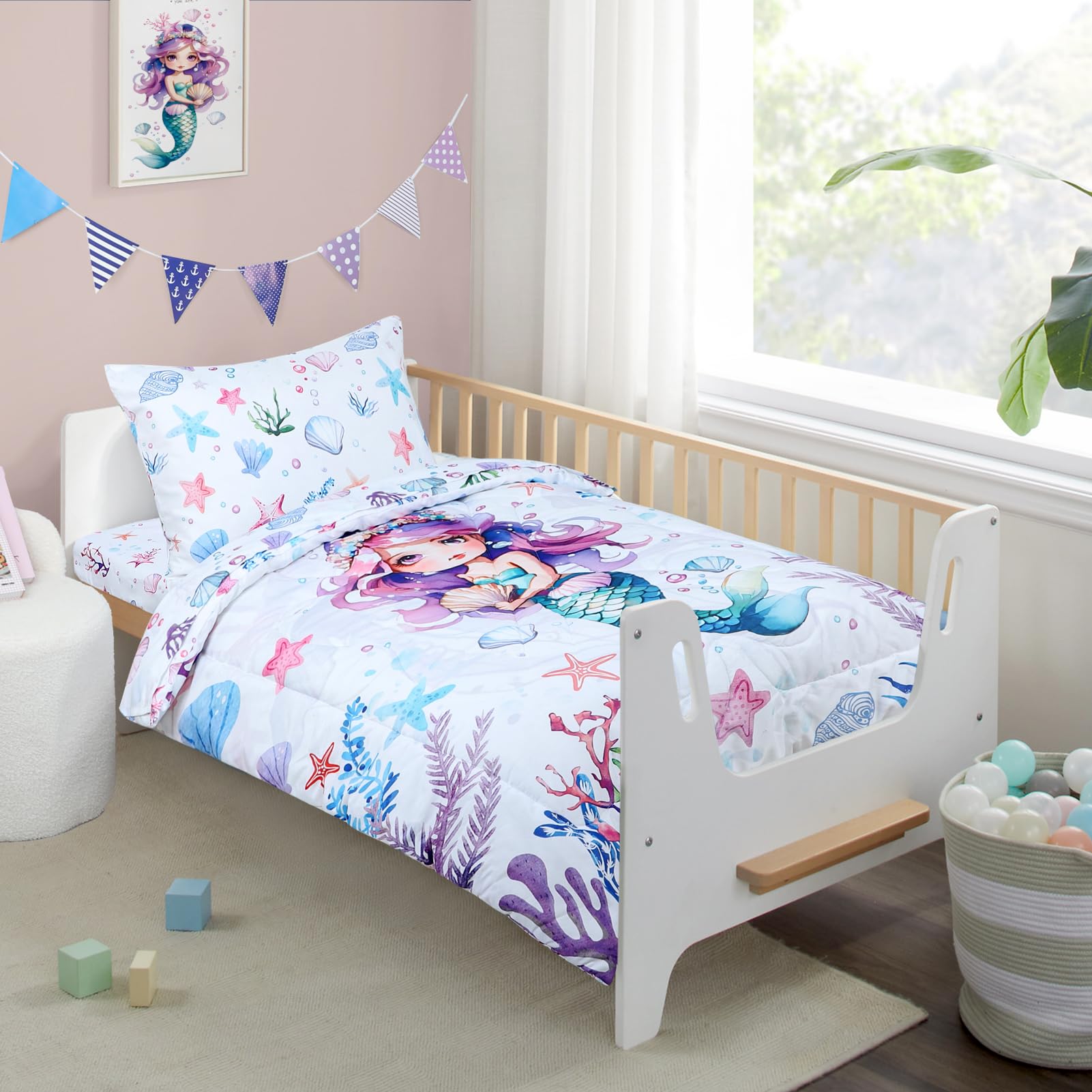 HNHUAMING ocean-themed design fits kids' room decor and storytelling.